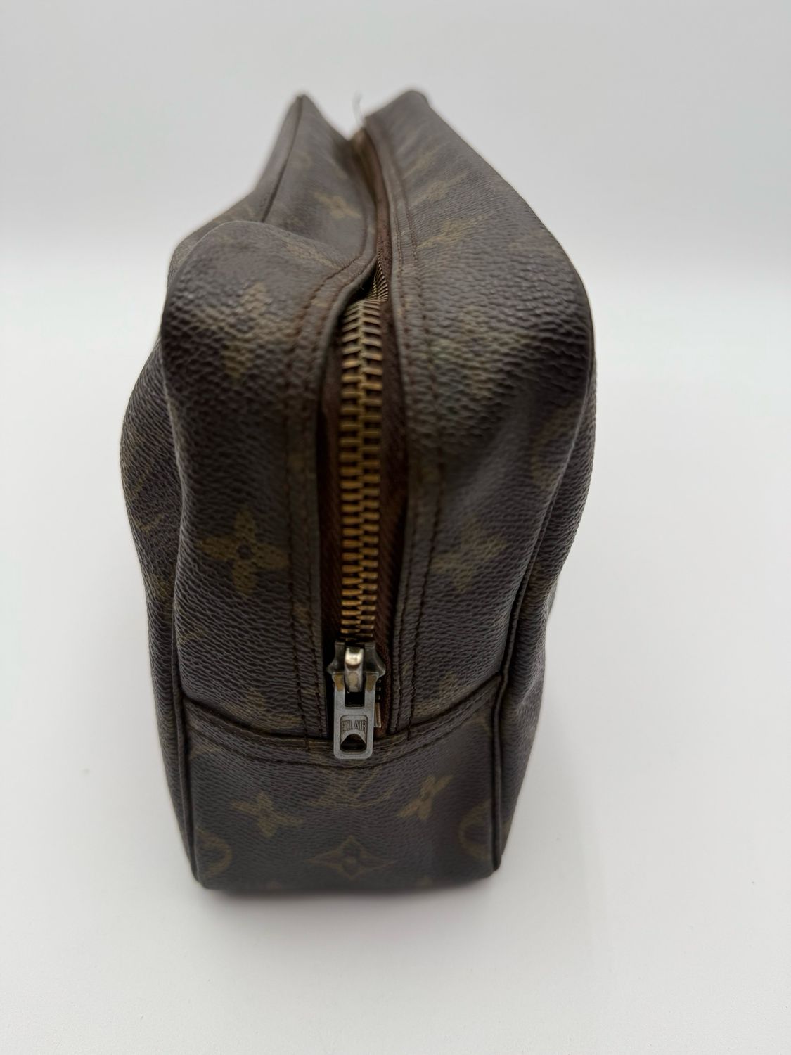 Louis Vuitton Monogram Trousse 28 Clutch Toiletry Pouch
