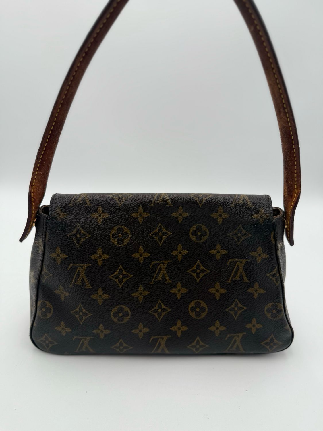 Louis Vuitton Mini Looping Flap Hobo Shoulder Shoulder Bag