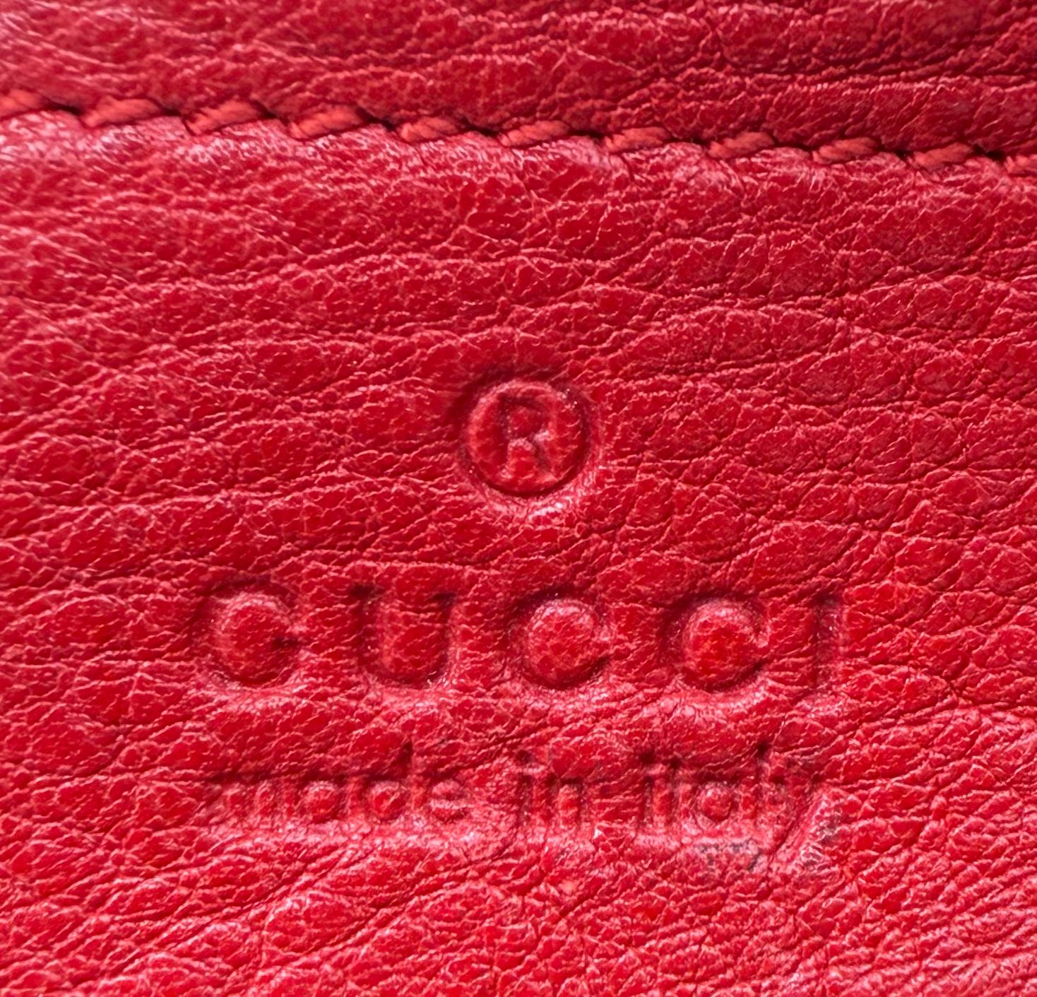 Gucci Bella Messenger Crossbody