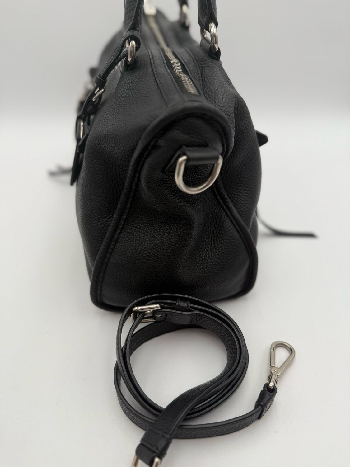Prada Vitello Phenix Crossbody Messenger