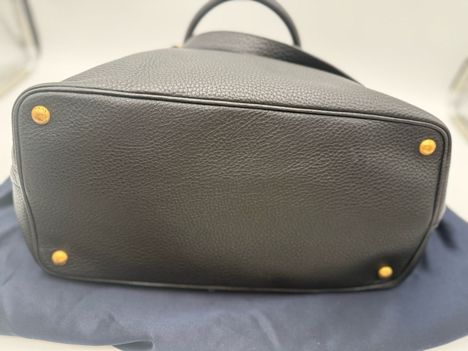 Prada Vitello Daino Messenger Crossbody Shopper Tote