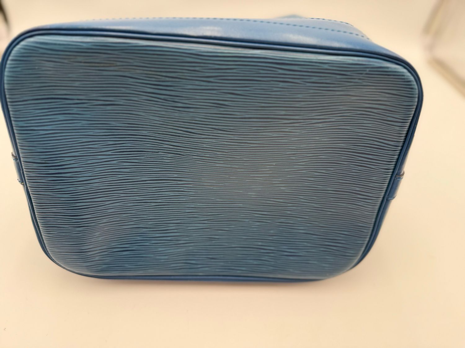 Louis Vuitton Epi Noe Gm Bucket Tote Shoulder Bag
