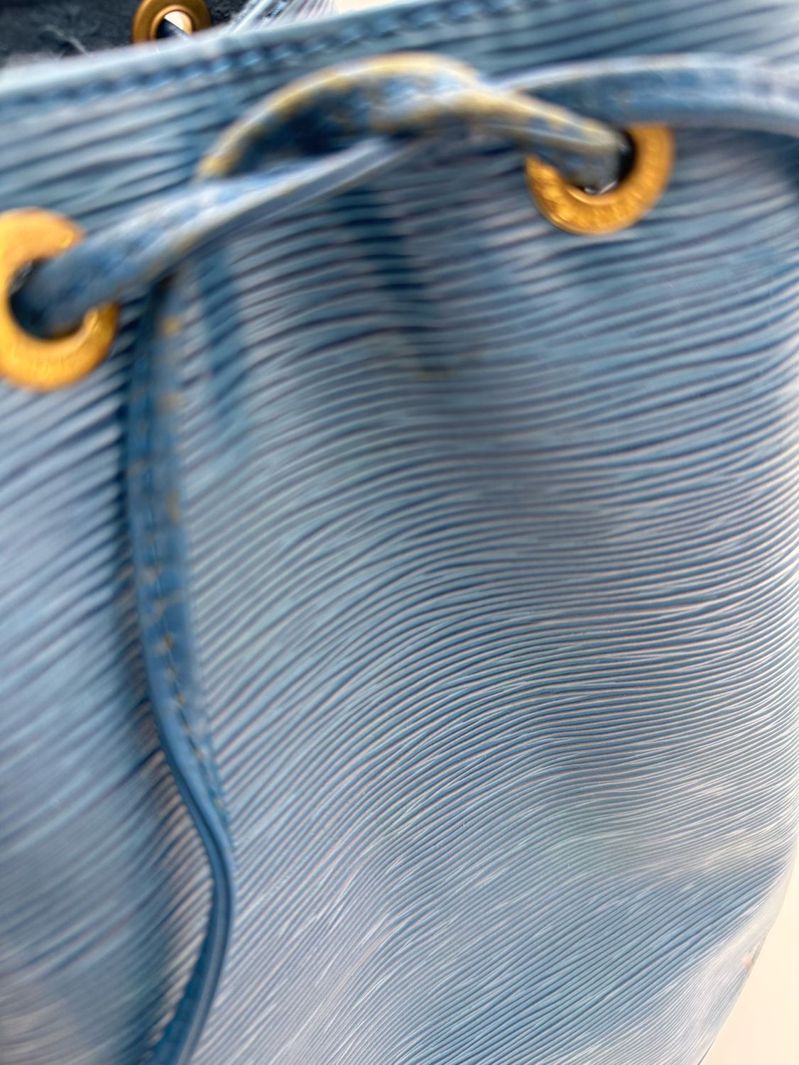 Louis Vuitton Epi Noe Gm Bucket Tote Shoulder Bag