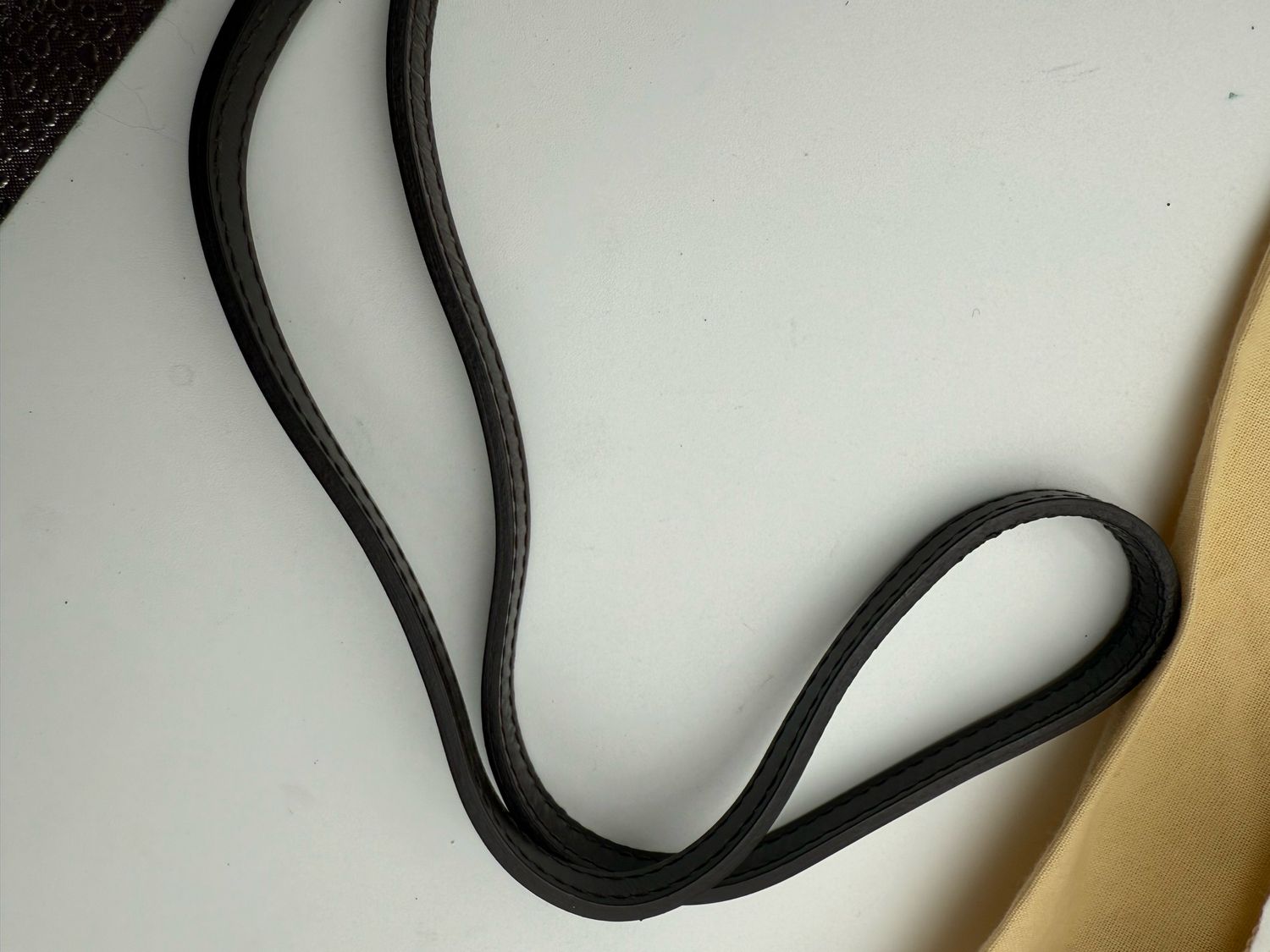 Louis Vuitton Damier Ebene Messenger Crossbody Clutch