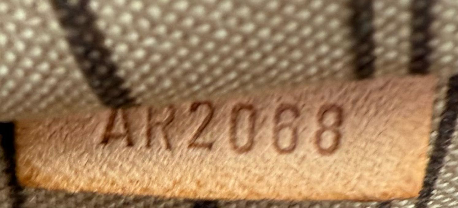 Louis Vuitton Neverfull Mm Tote Shoulder Bag