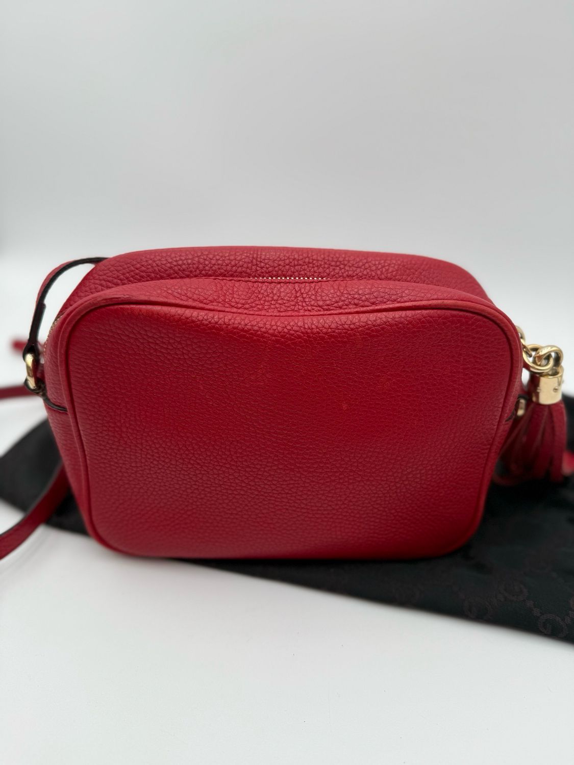 Gucci Pebbled Leather Red Soho Camera Bag