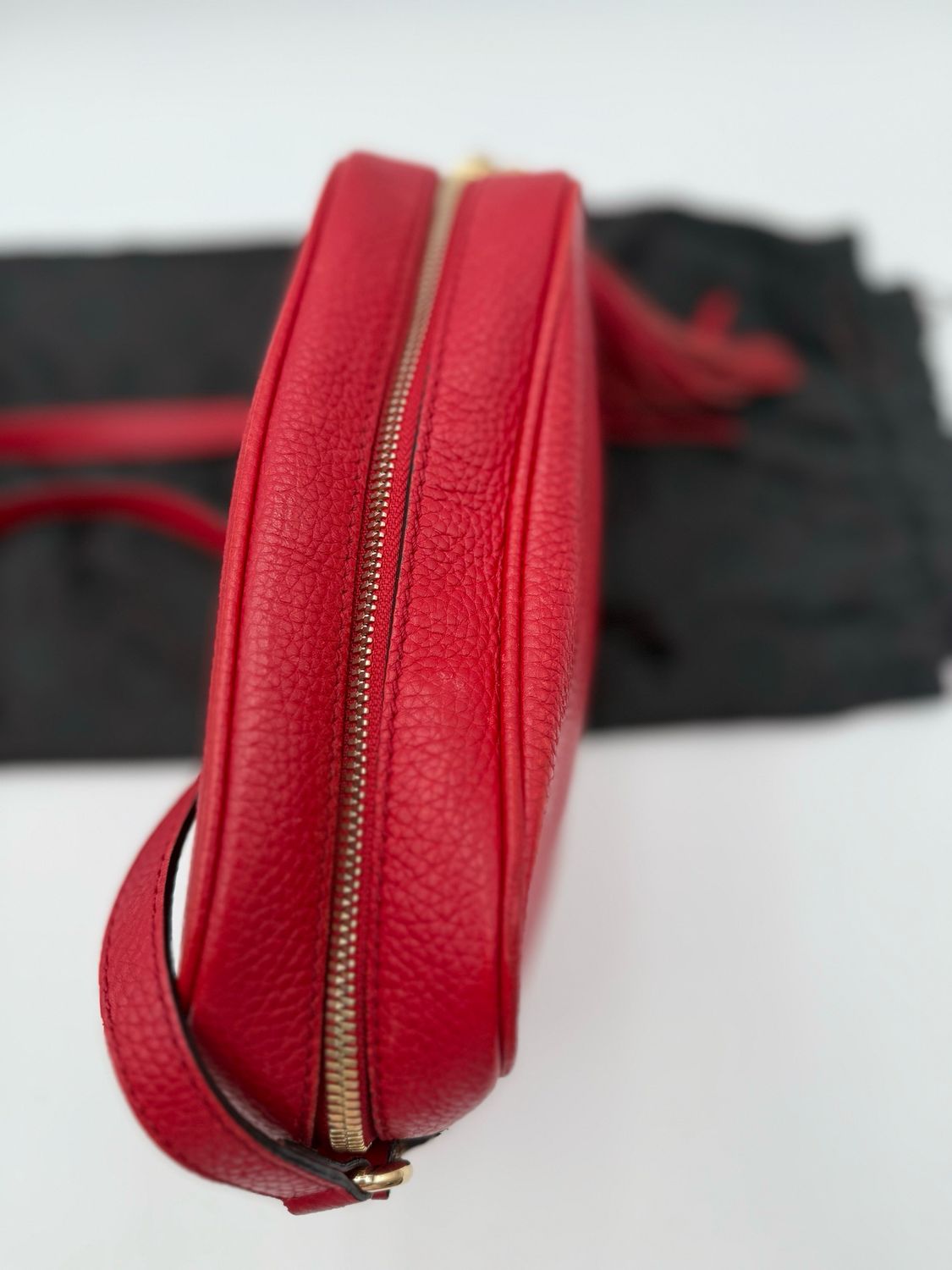 Gucci Pebbled Leather Red Soho Camera Bag
