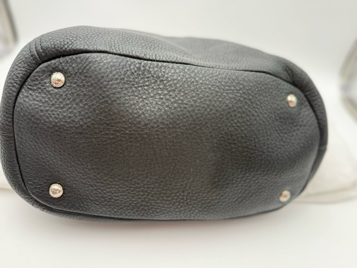 Prada Vitello Daino Hobo Shoulder Bag Zippered