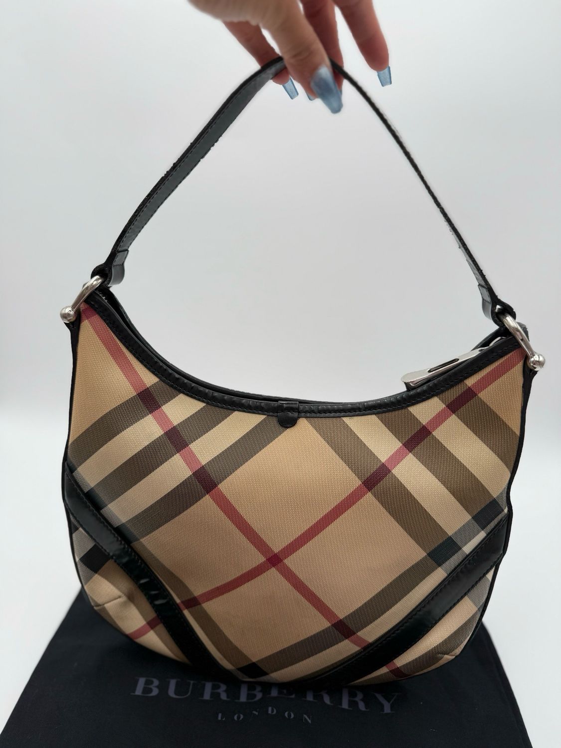 Burberry Hobo Shoulder Nova Check 