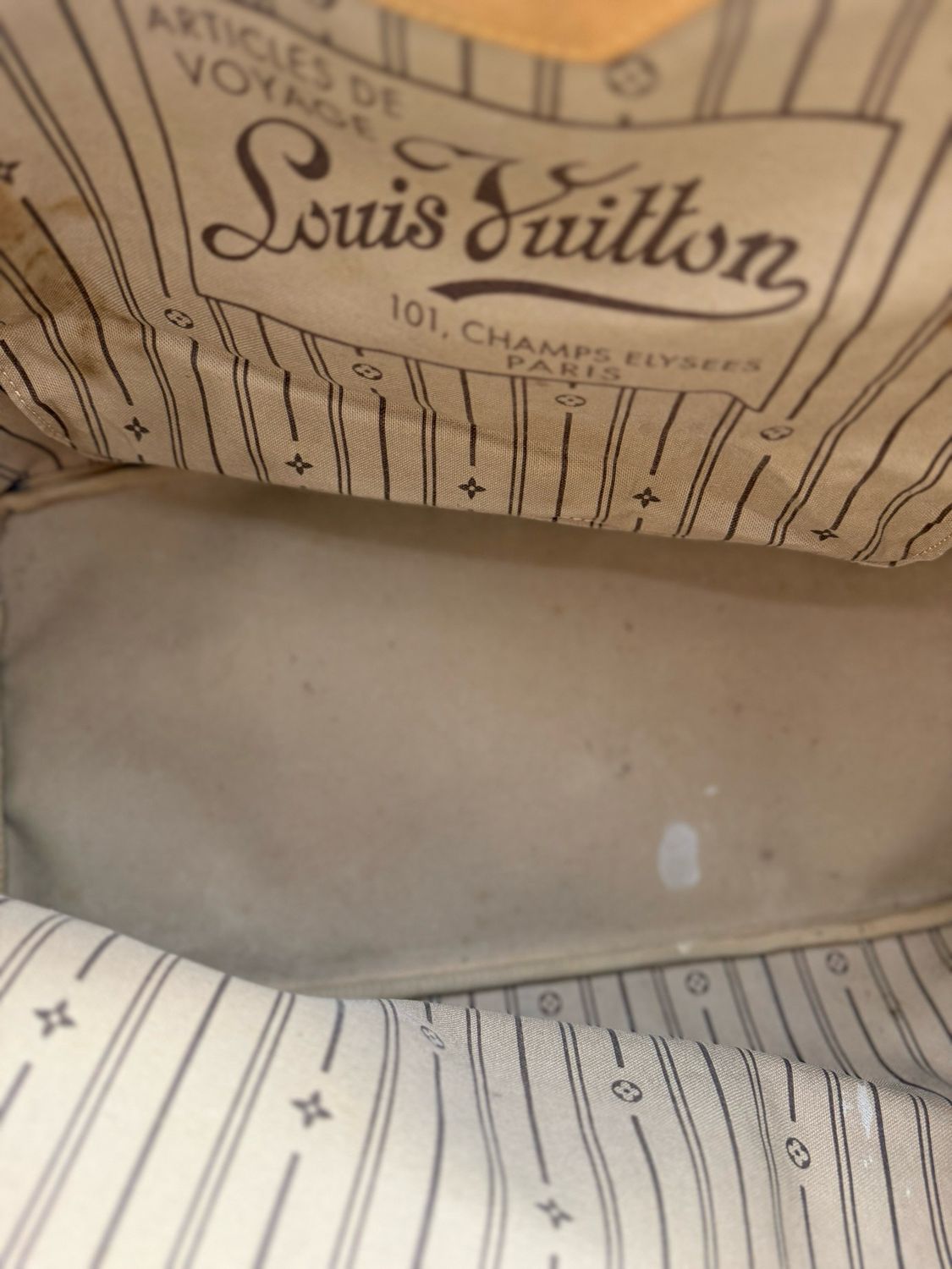 Louis Vuitton Neverfull GM Tote Shoulder Bag