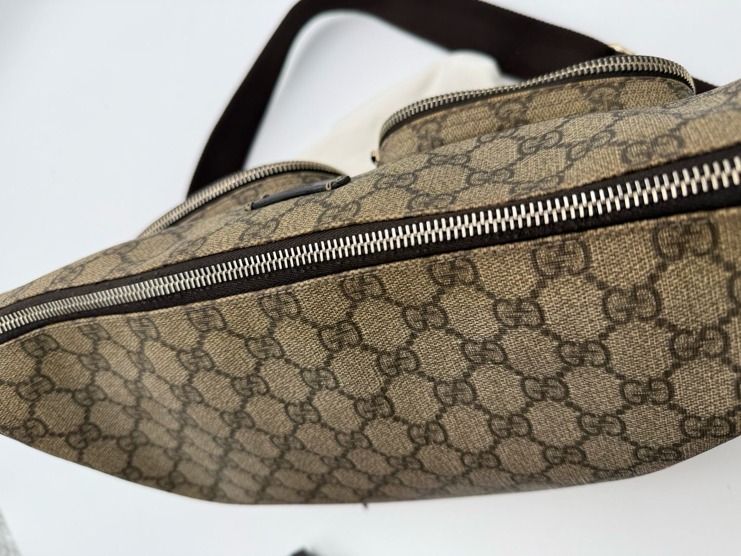 Gucci Supreme Coated Canvas Double Pocket Messenger Crossbody Bag