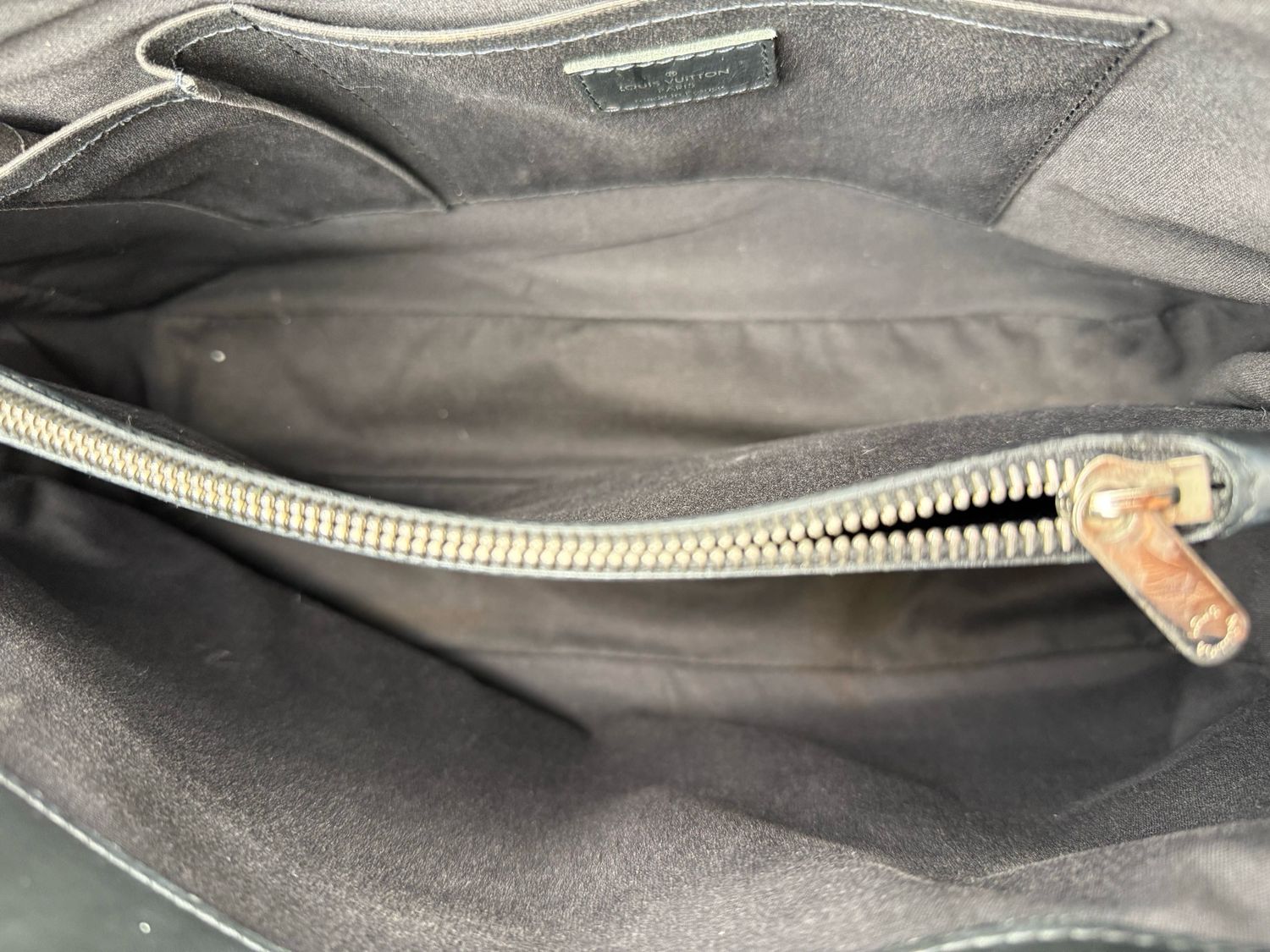 Louis Vuitton Passy Epi Noir GM