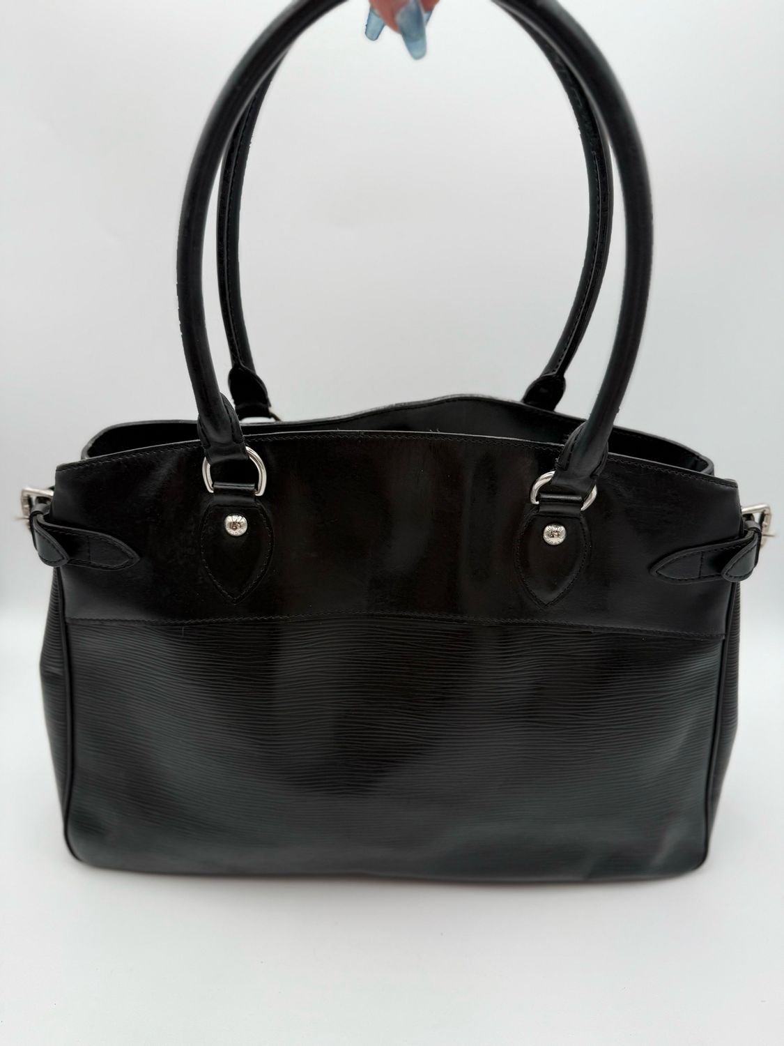 Louis Vuitton Passy Epi Noir GM