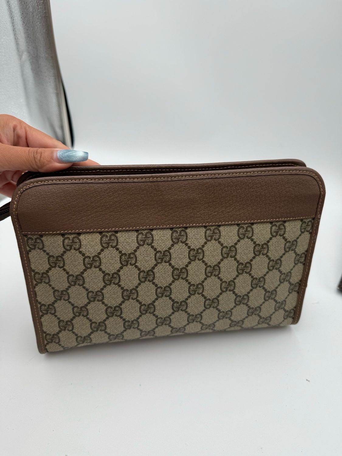 Gucci Supreme Clutch Zipper Vintage Toiletry