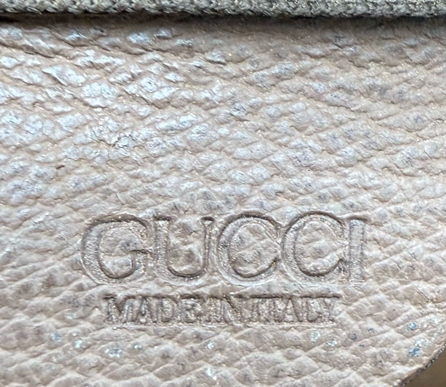 Gucci Supreme Clutch Zipper Vintage Toiletry