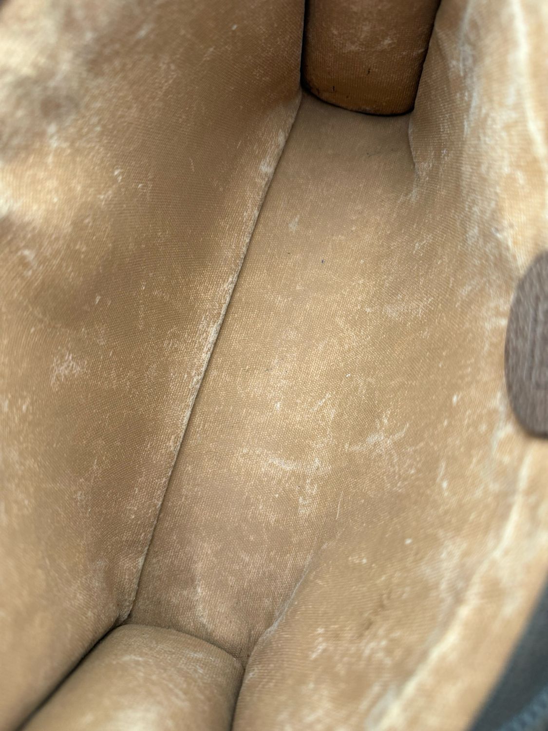 Gucci Supreme Clutch Zipper Vintage Toiletry