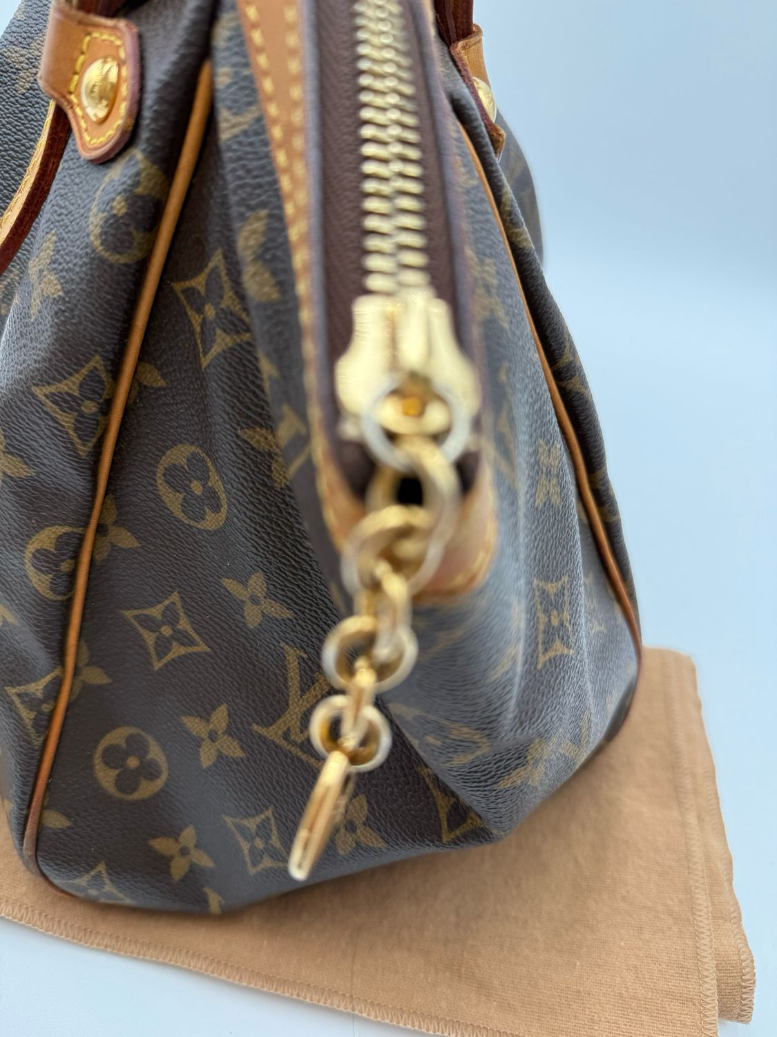 Louis Vuitton Monogram Tivoli GM Tote Shoulder Bag