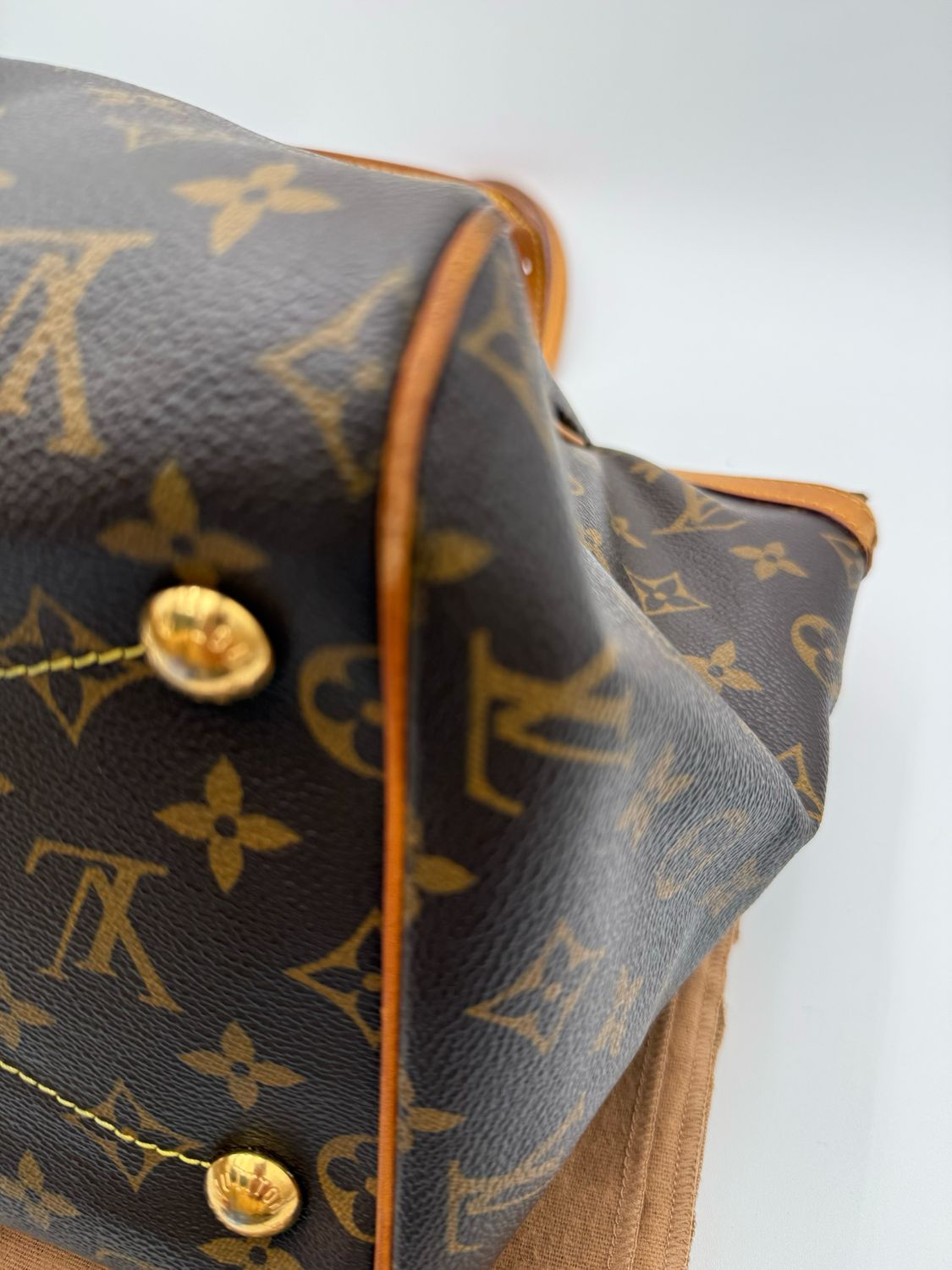Louis Vuitton Monogram Tivoli GM Tote Shoulder Bag