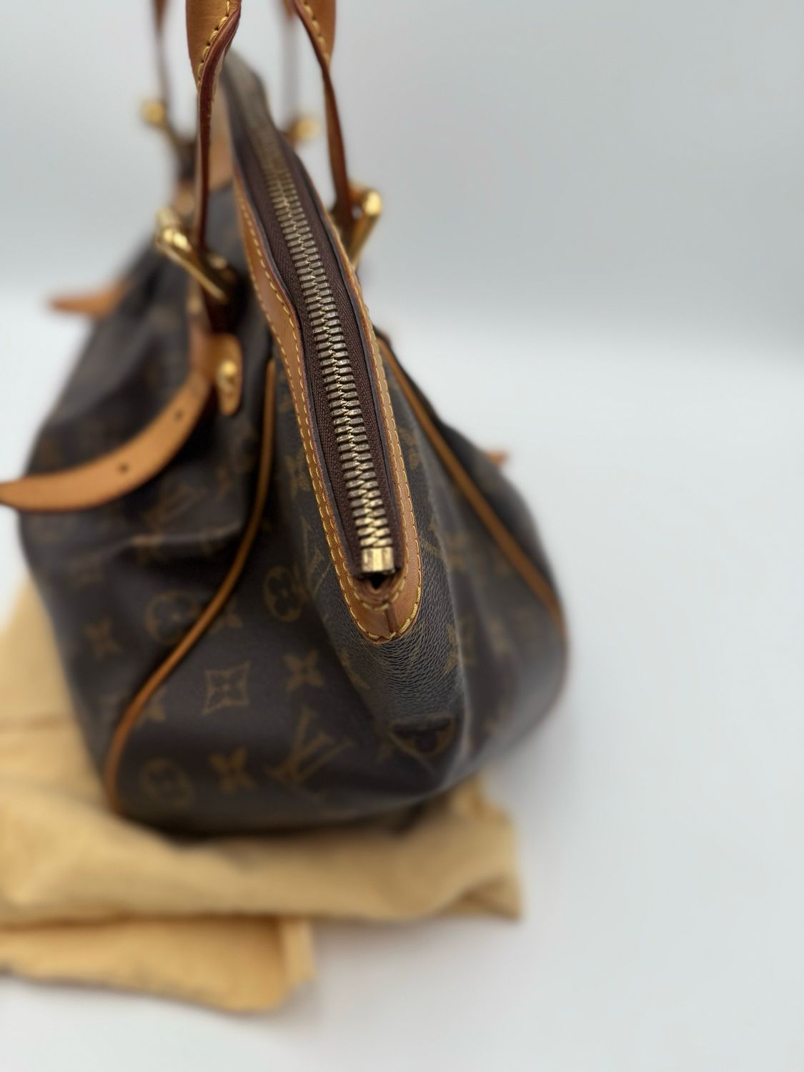 Louis Vuitton Monogram Tivoli Gm