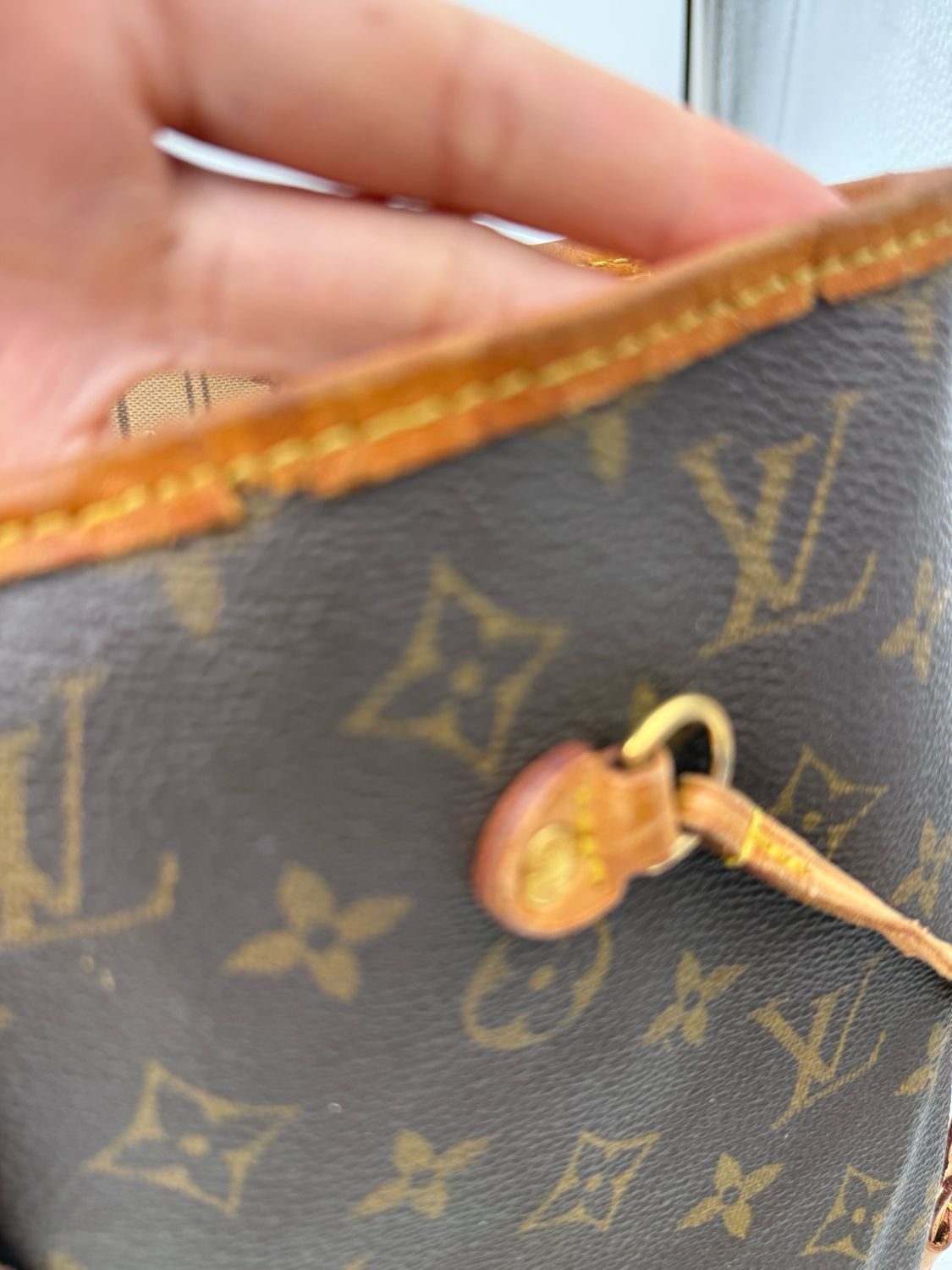 Louis Vuitton Neverfull MM Tote
