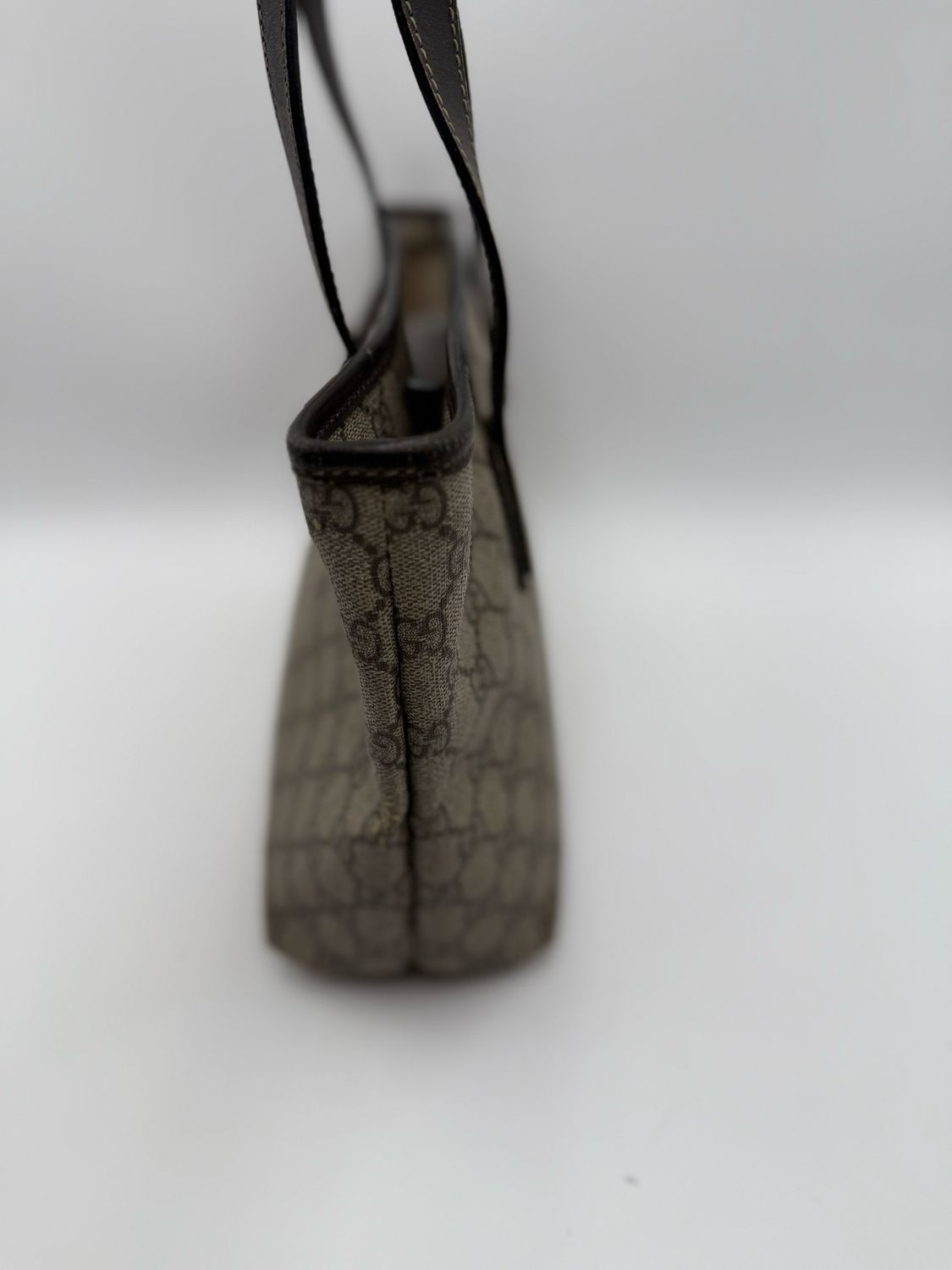 Gucci Supreme Zipper Tote Small