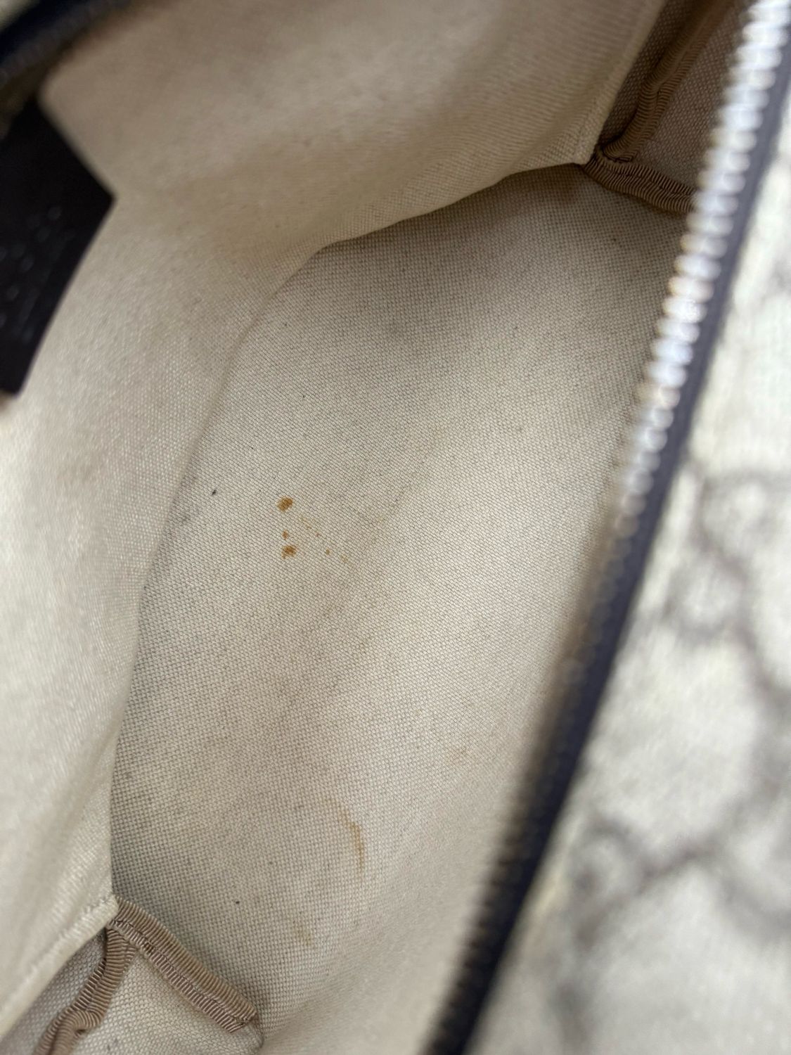Gucci Supreme Zipper Tote Small