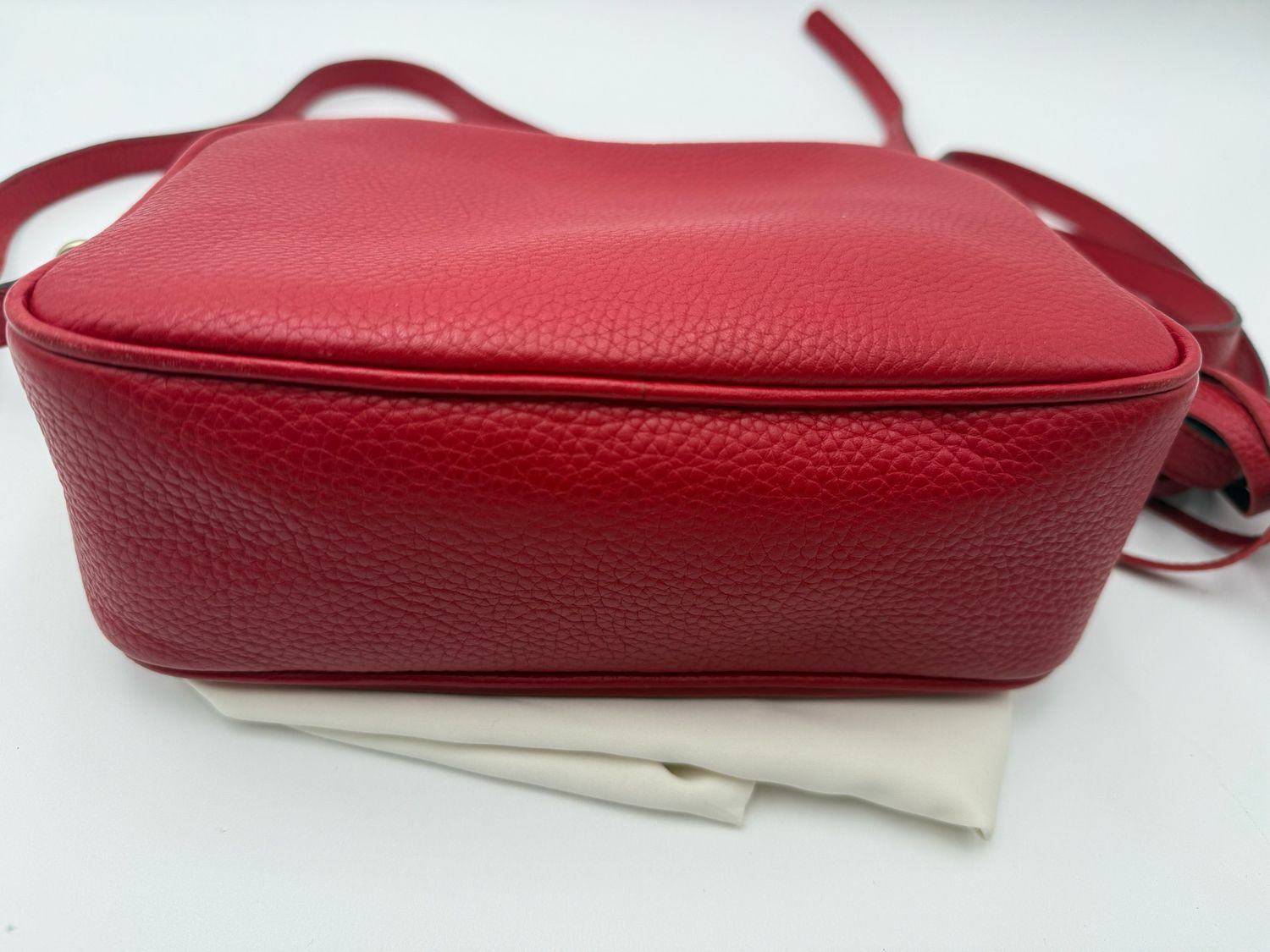 Gucci Pebbled Leather Soho Camera Bag Crossbody Sling