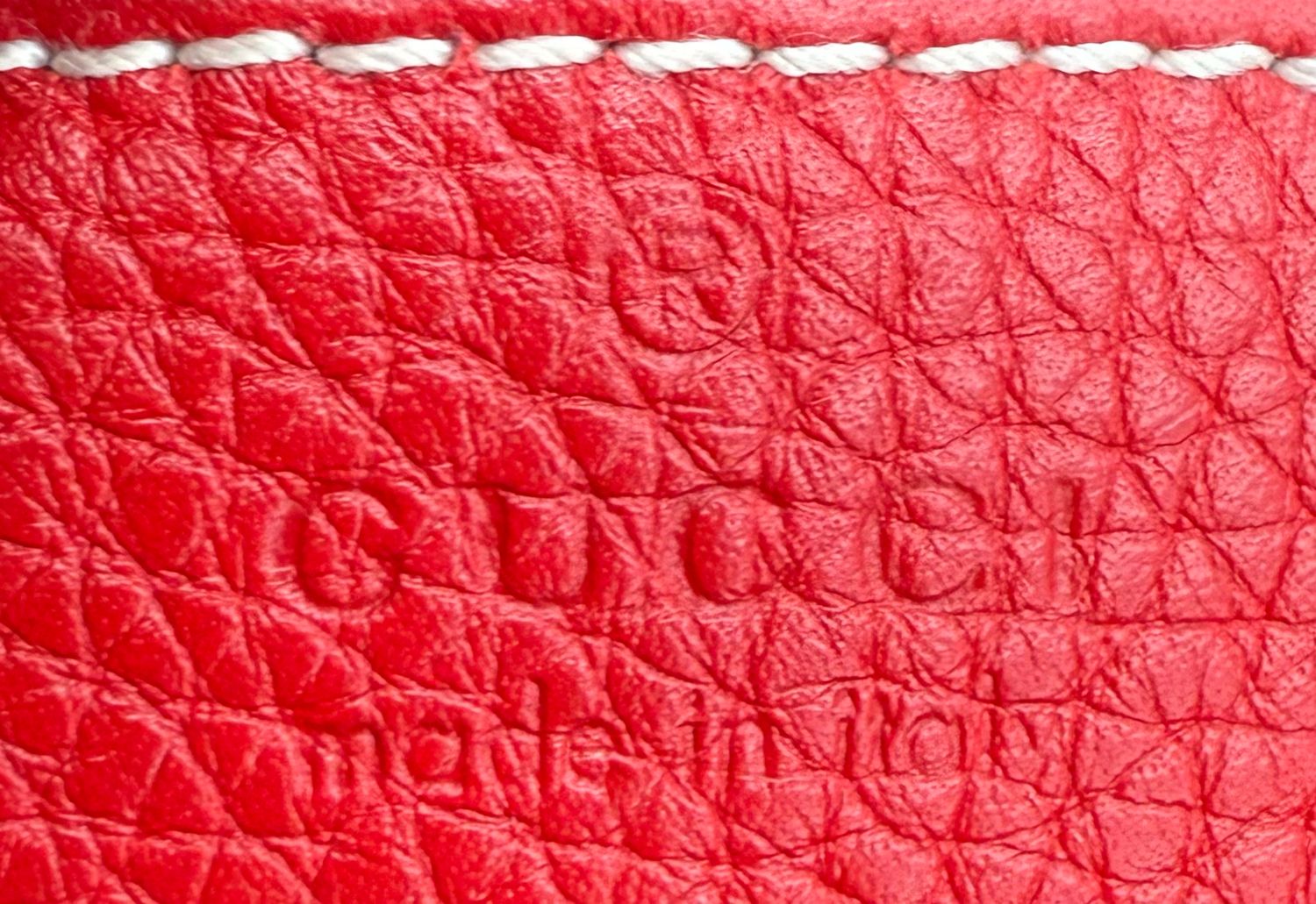 Gucci Pebbled Leather Soho Camera Bag Crossbody Sling