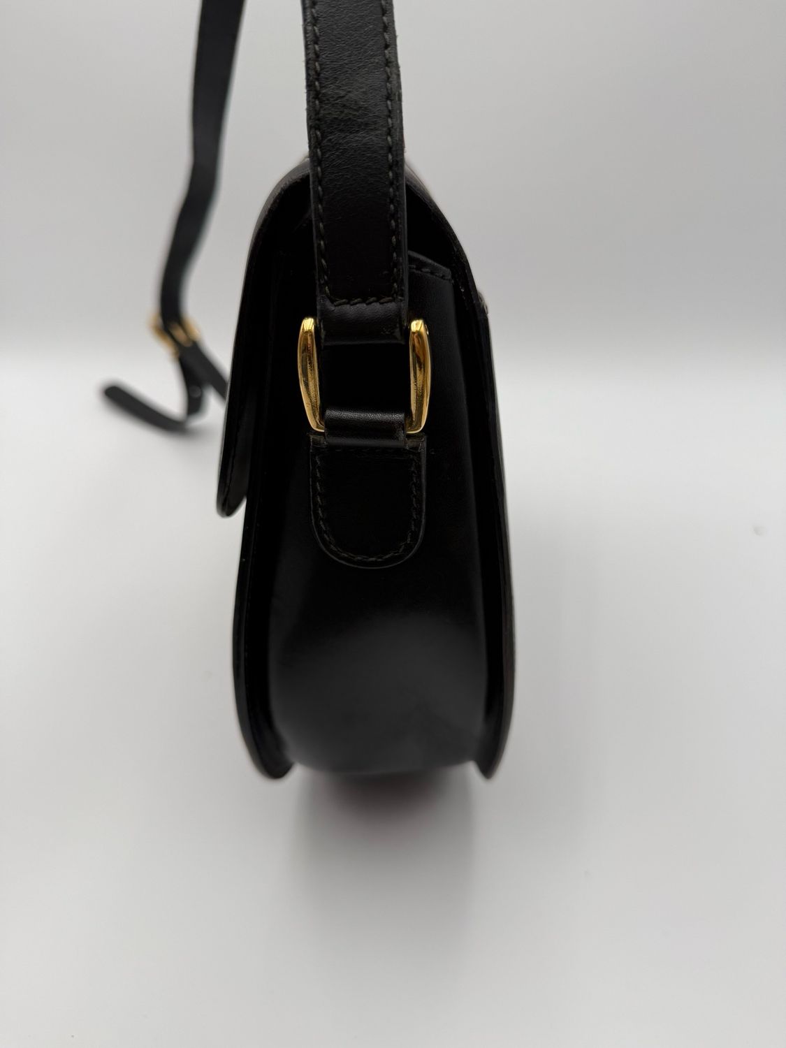Gucci Vintage Saddle Web Crossbody Shoulder Black