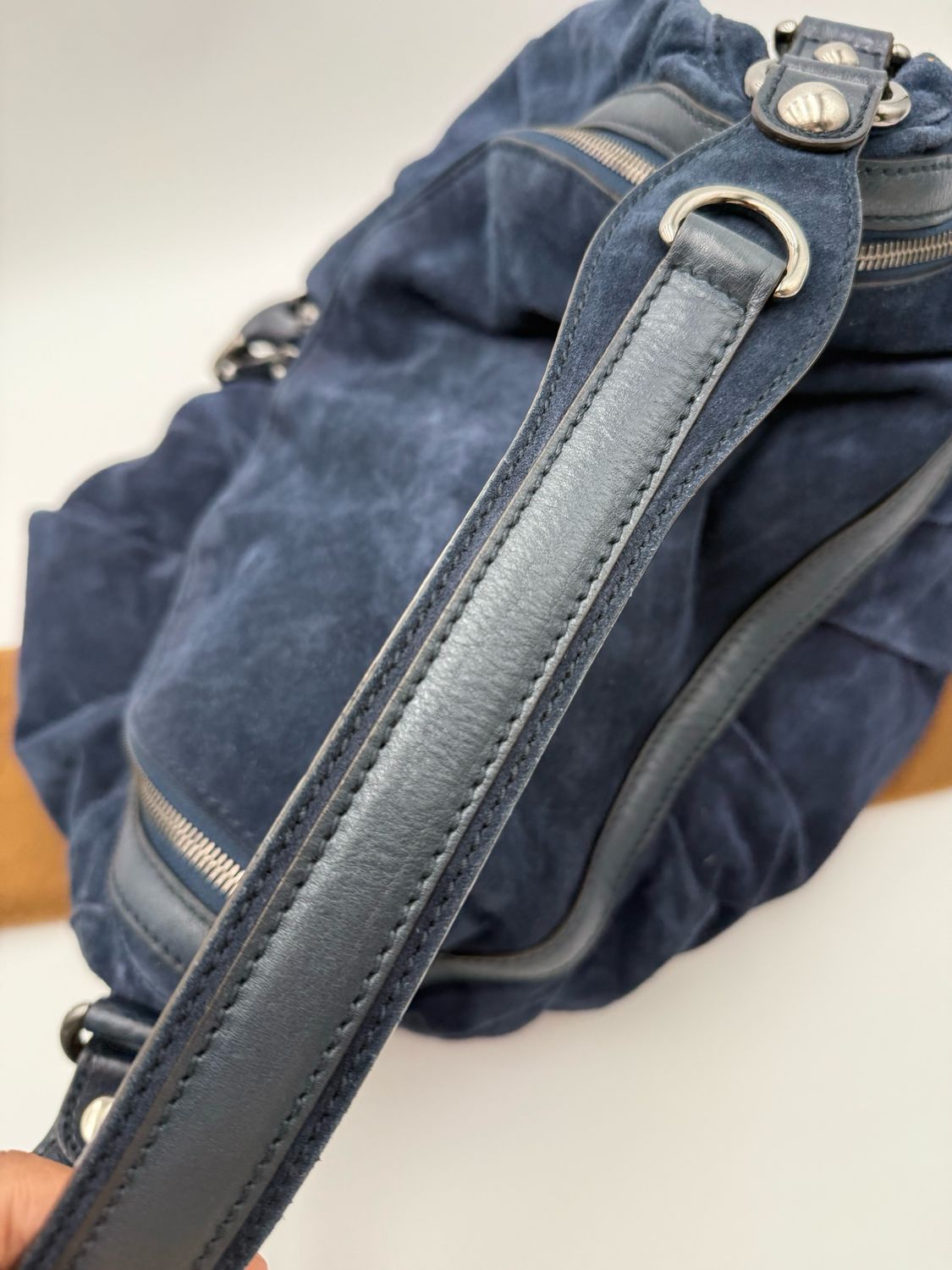 Gucci Hobo Icon Bit Suede Shoulder Bag Navy