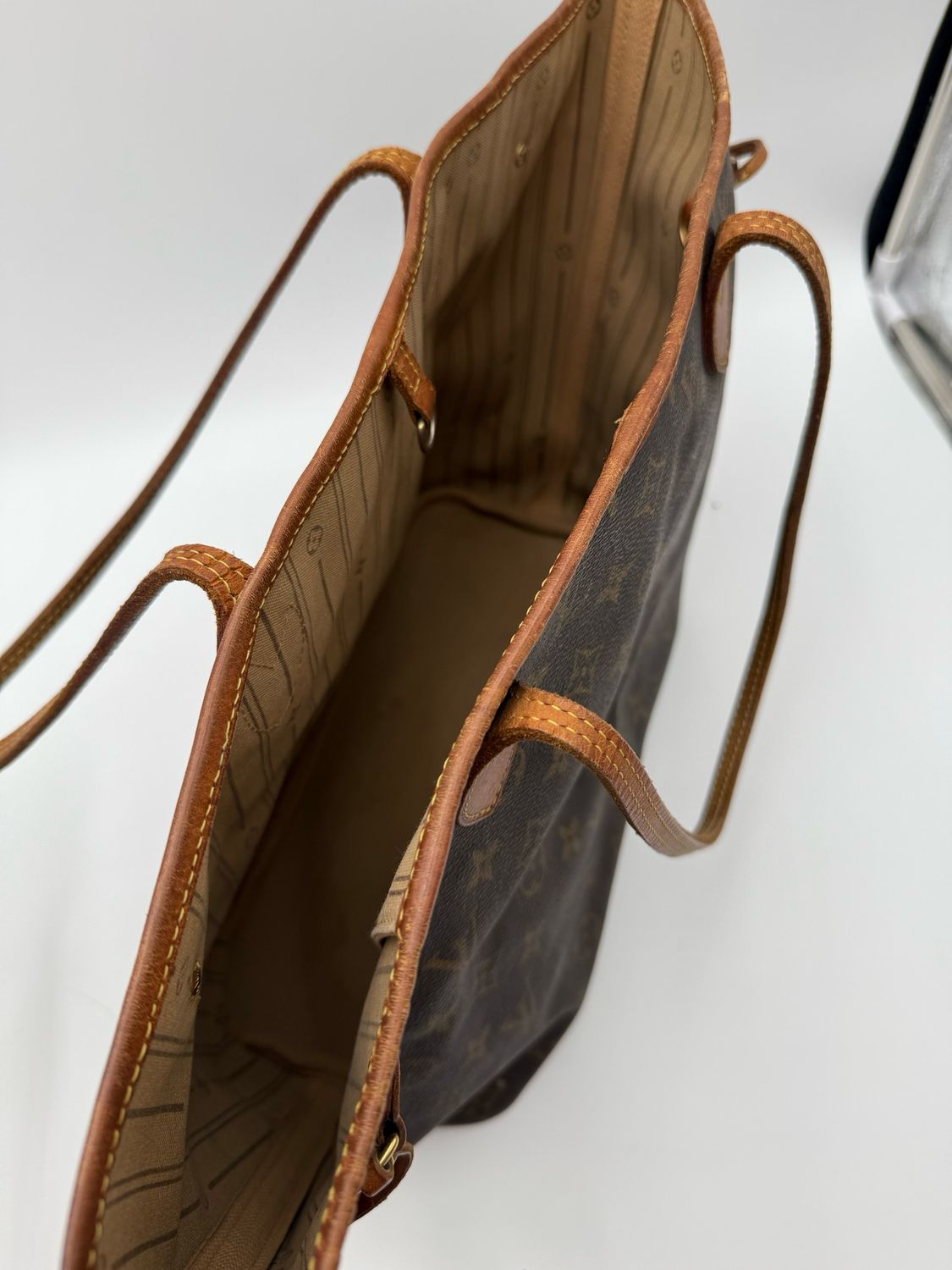 Louis Vuitton Monogram Neverfull Mm Shoulder Tote