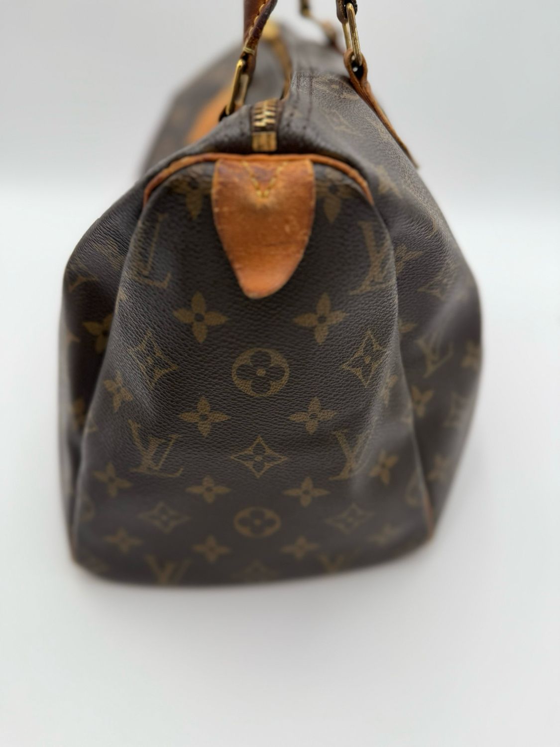 Louis Vuitton Monogram Speedy 30