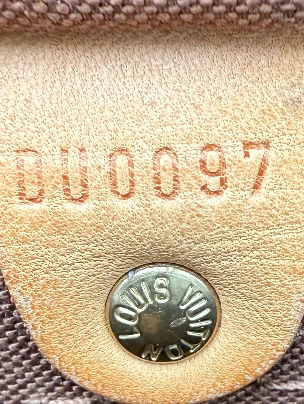 Louis Vuitton Monogram Speedy 30 Satchel Handbag Top Handle