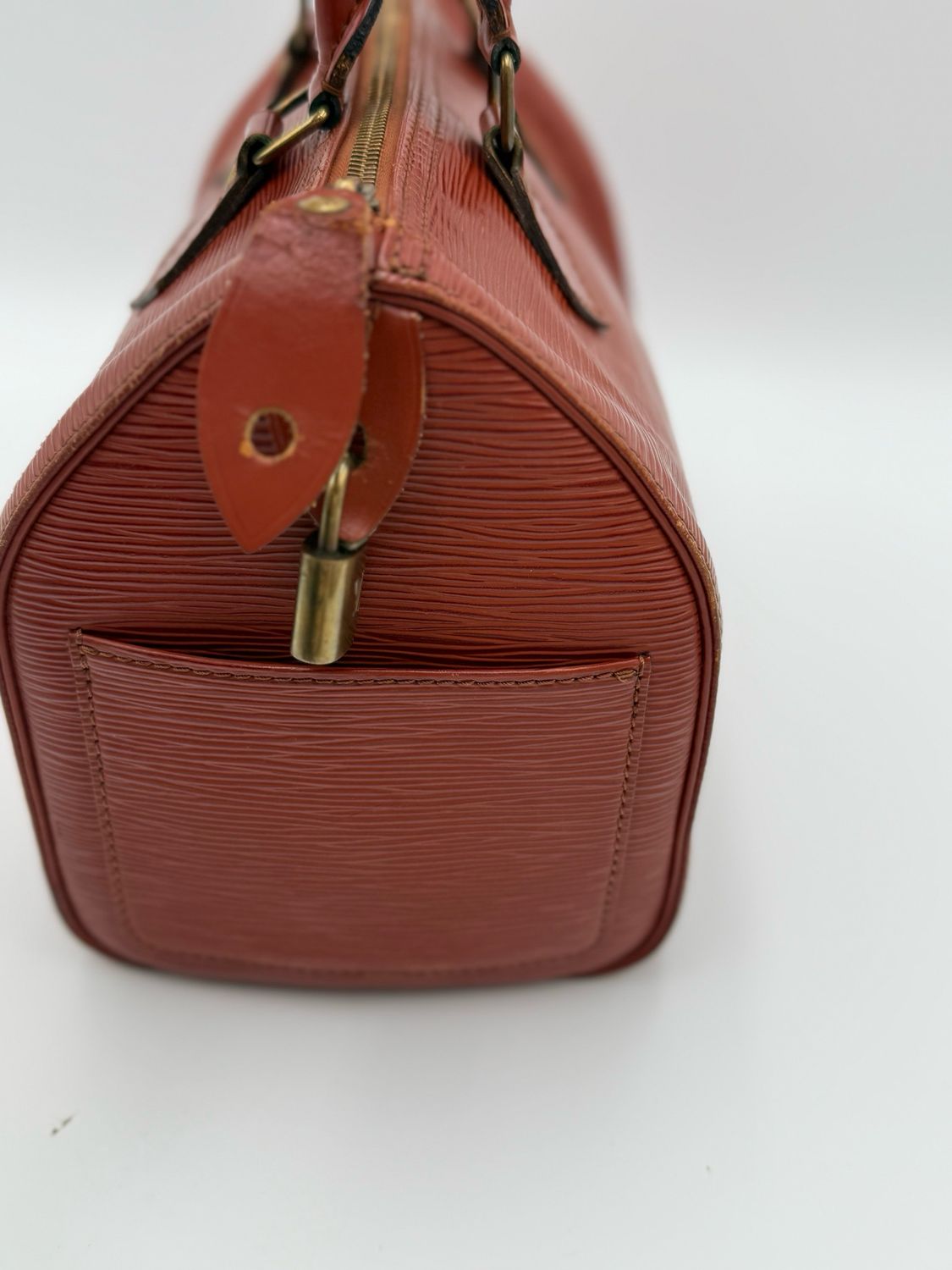 Louis Vuitton Speedy 25 Epi Boston Satchel Top Handle