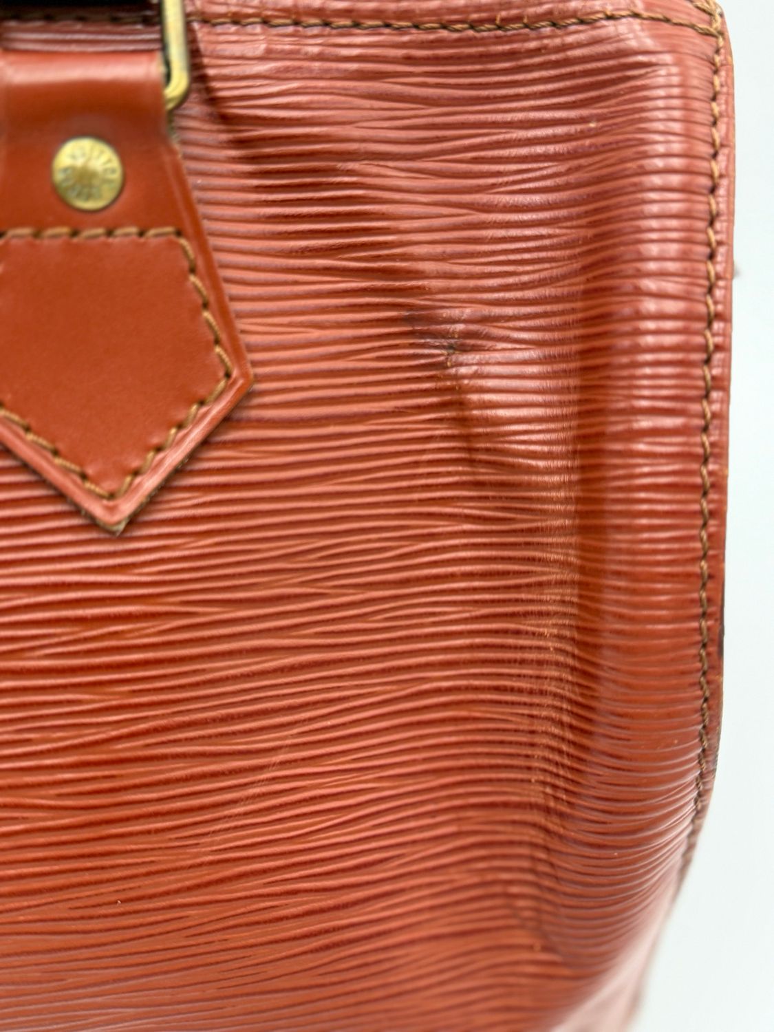 Louis Vuitton Speedy 25 Epi Boston Satchel Top Handle