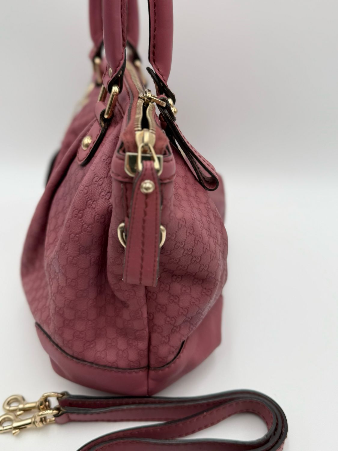 Gucci Sukey Micro Monogram Messenger Crossbody