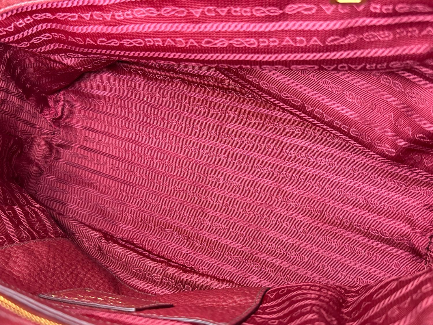 Vitello Daino Pebbled Leather Convertible Tote