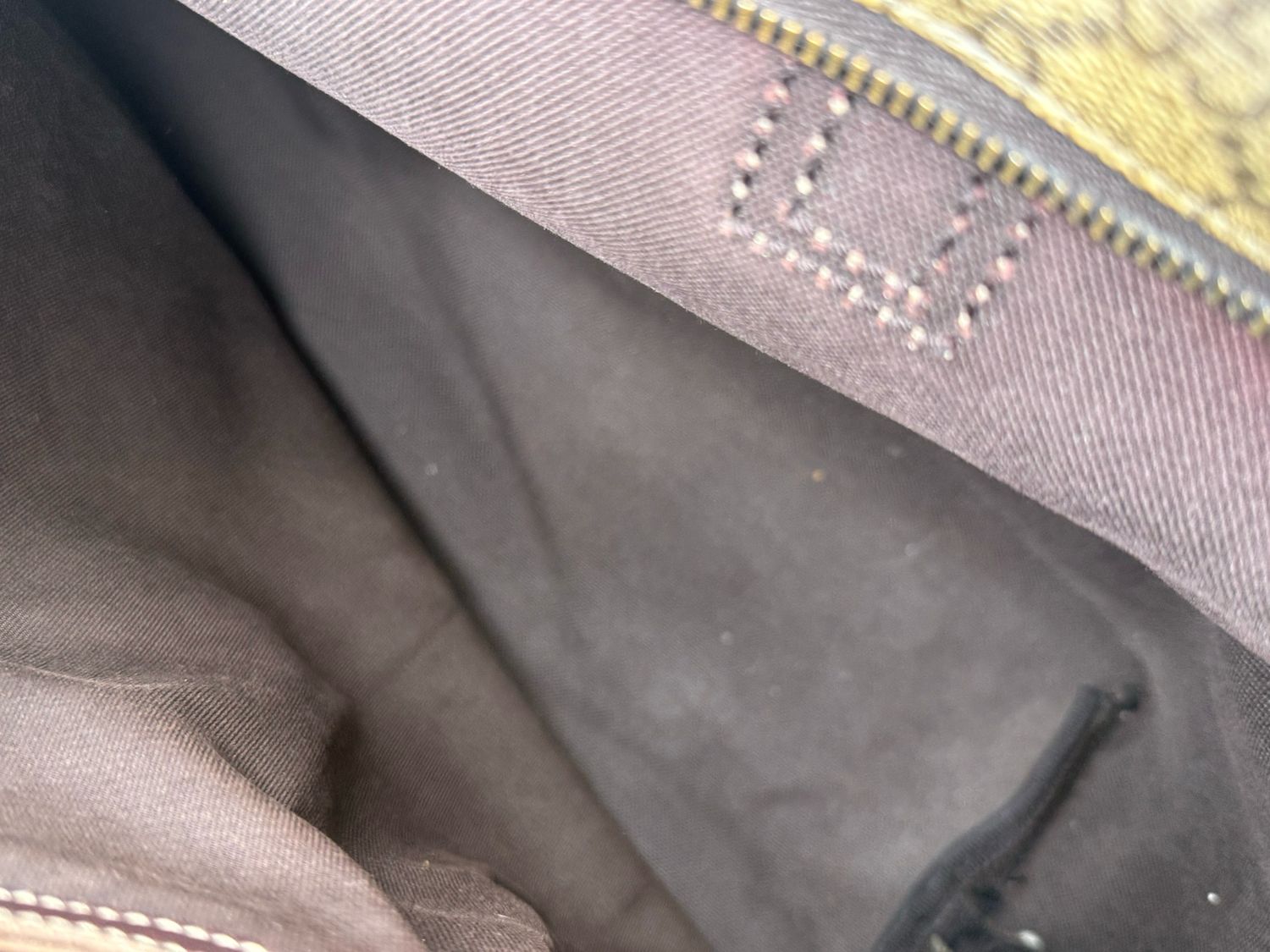 Gucci Monogram Supreme Zipper Tote Shoulder Bag