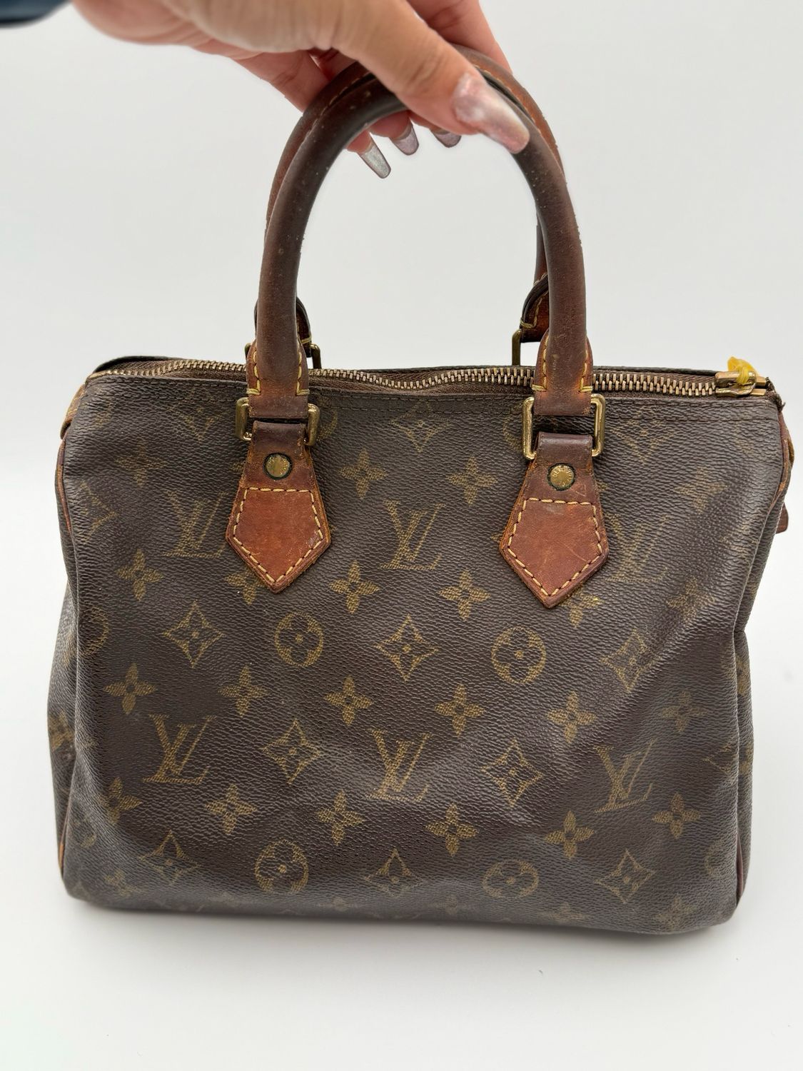 Loui Vuitton Speedy 25 Monogram Satchel