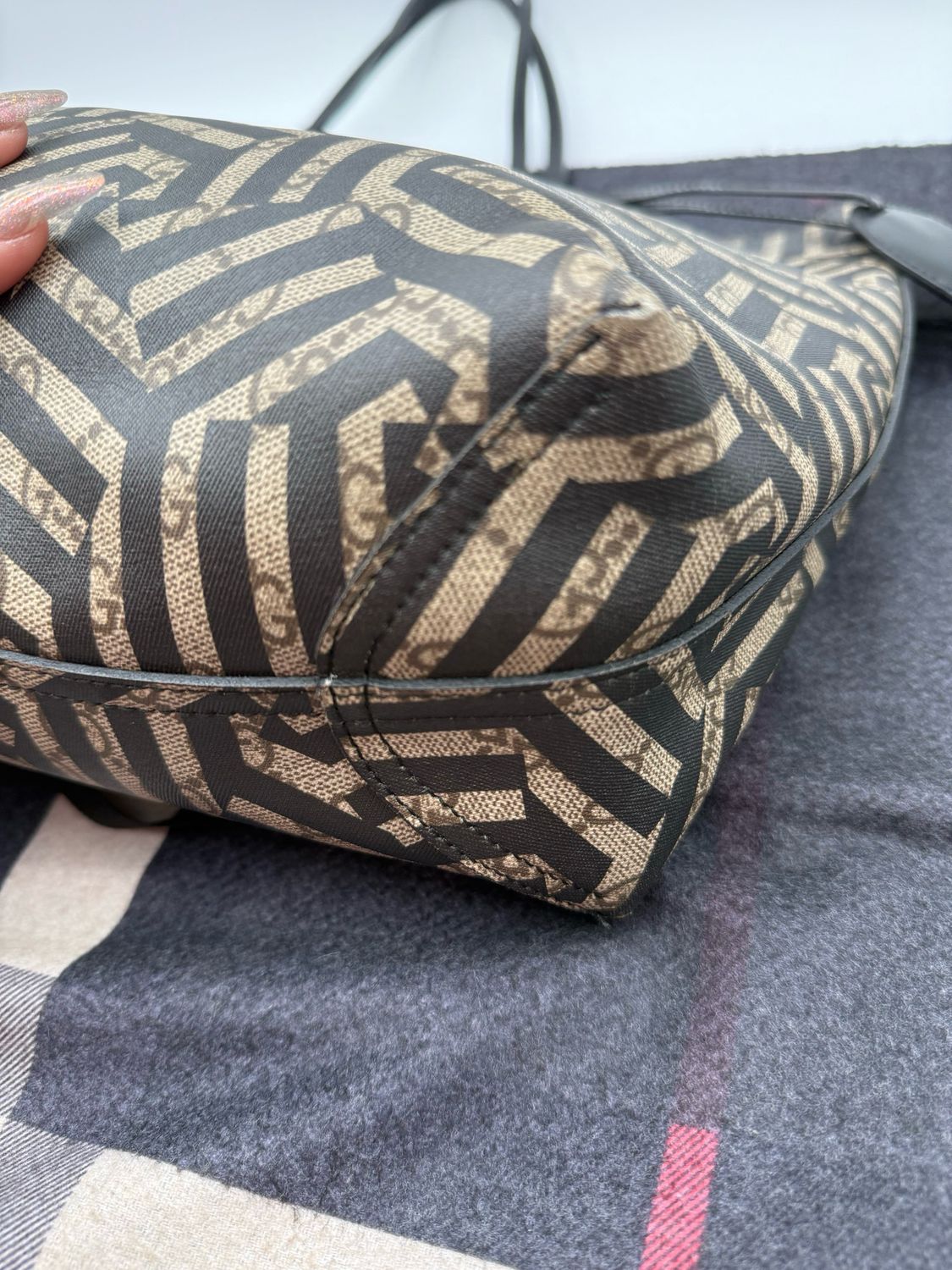 Gucci Supreme Canvas Caleido Medium Tote Shoulder