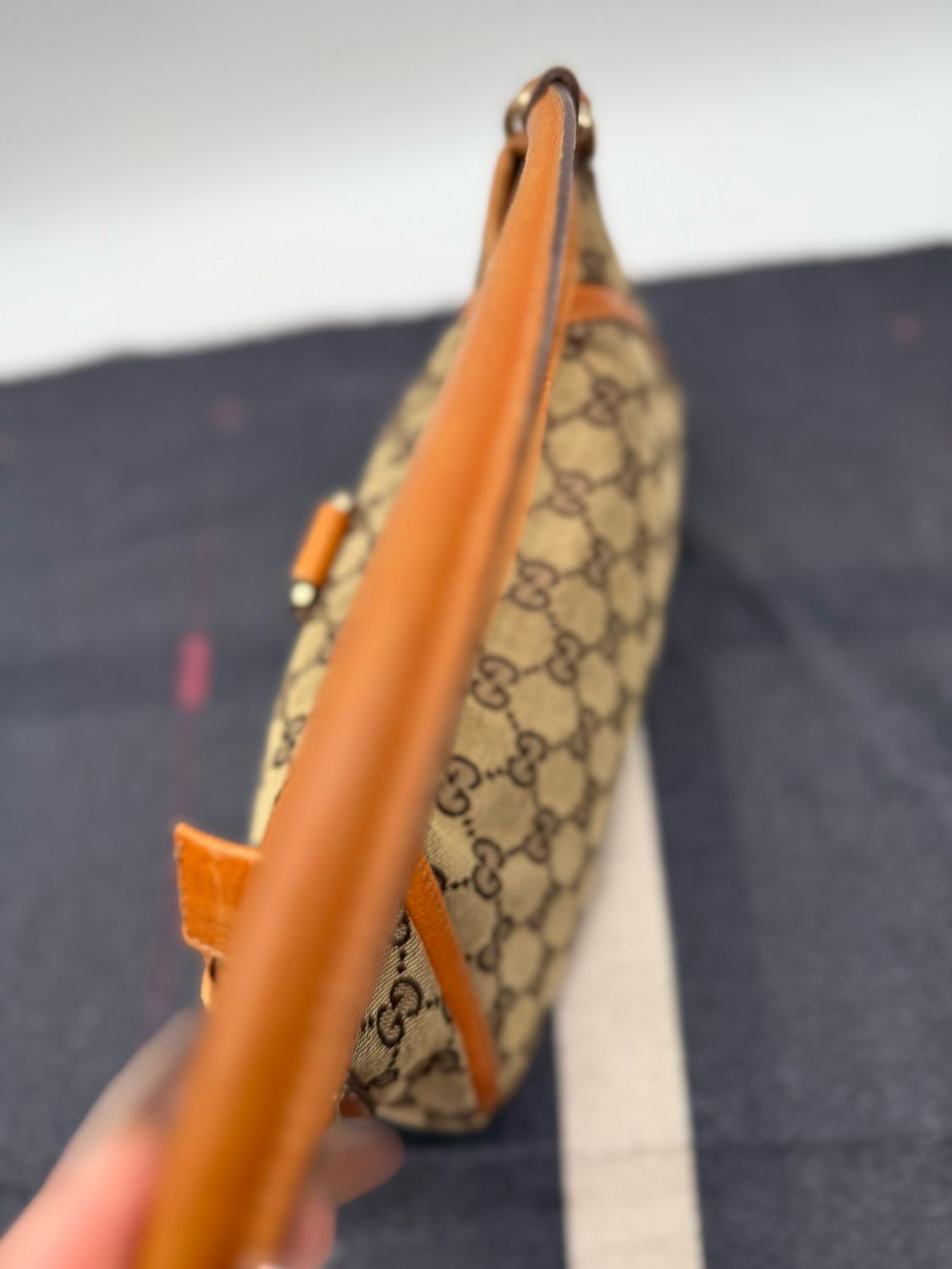Gucci Abbey Pochette Hobo Shoulder Bag Zipper