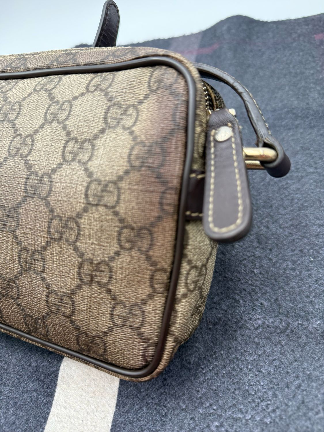 Gucci Monogram Supreme Plus Camera Bag Messenger Sling