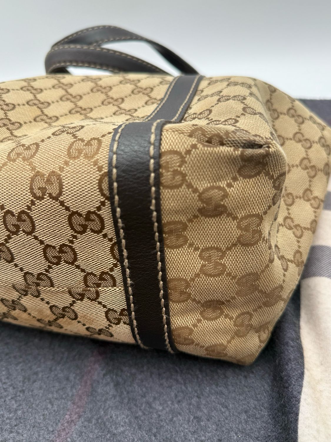 Gucci New Ladies Web Medium Tote Shoulder Bag