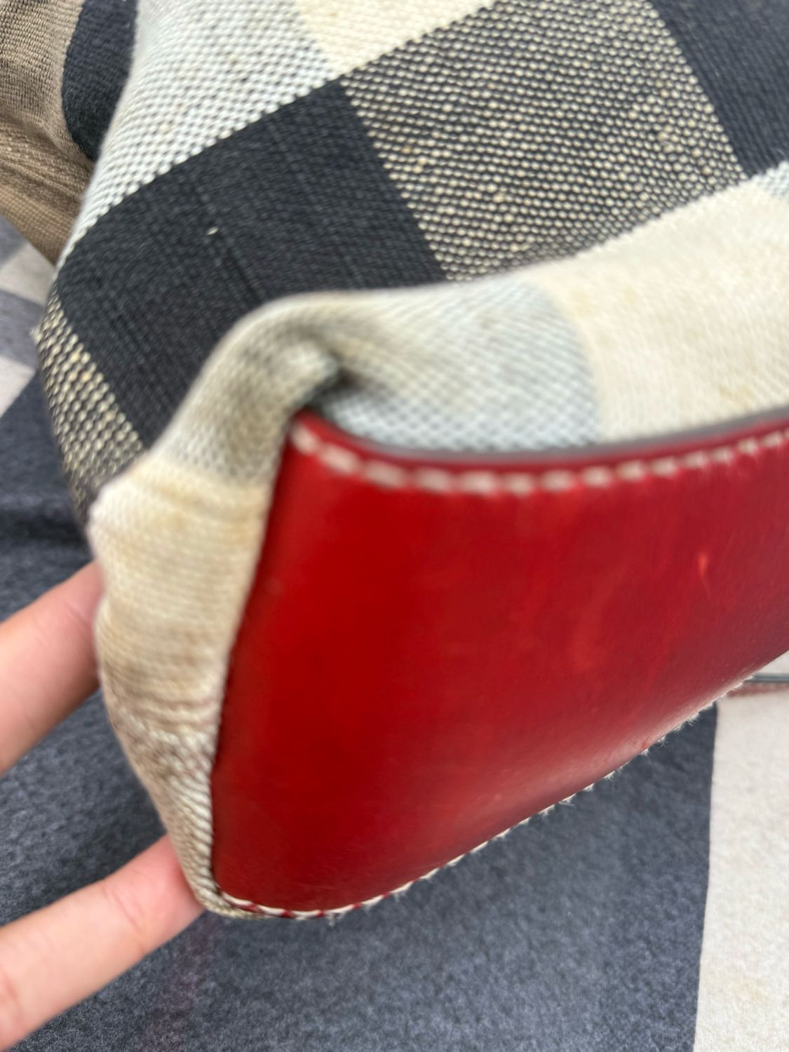 Burberry Canvas Mega Check Medium Tottenham Britt