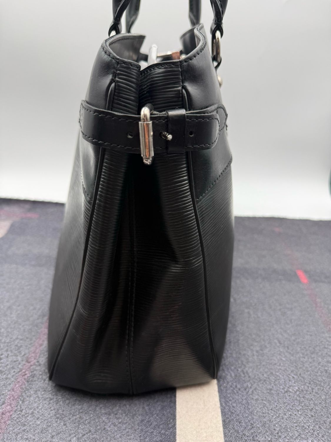 Louis Vuitton Epi Passy GM Tote