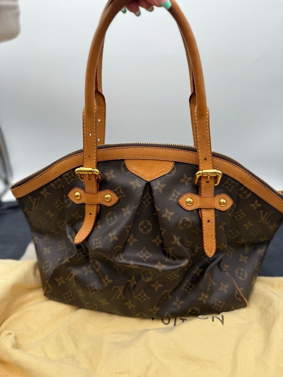 Louis Vuitton Monogram Tivoli Gm Tote
