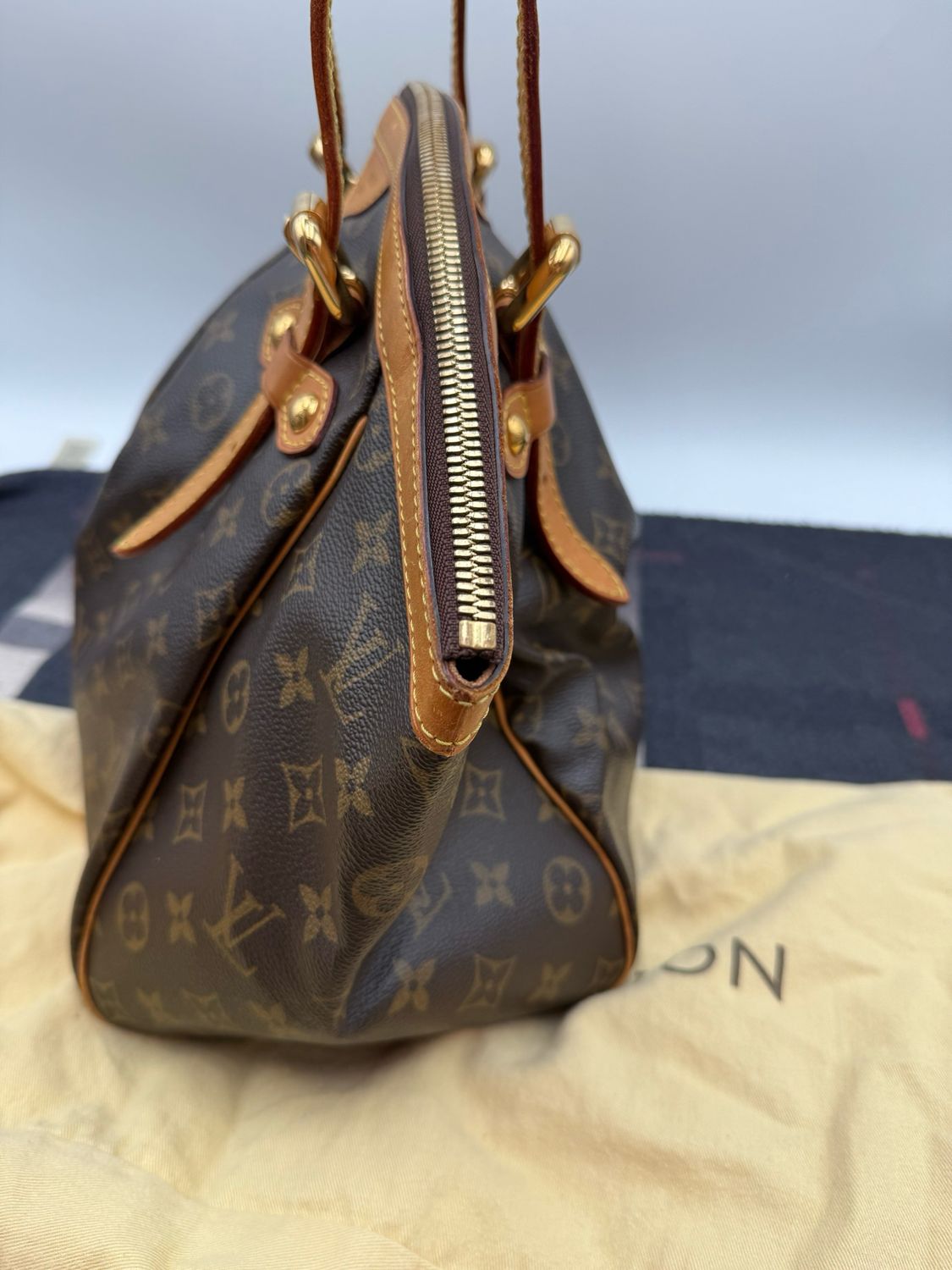 Louis Vuitton Monogram Tivoli Gm Tote