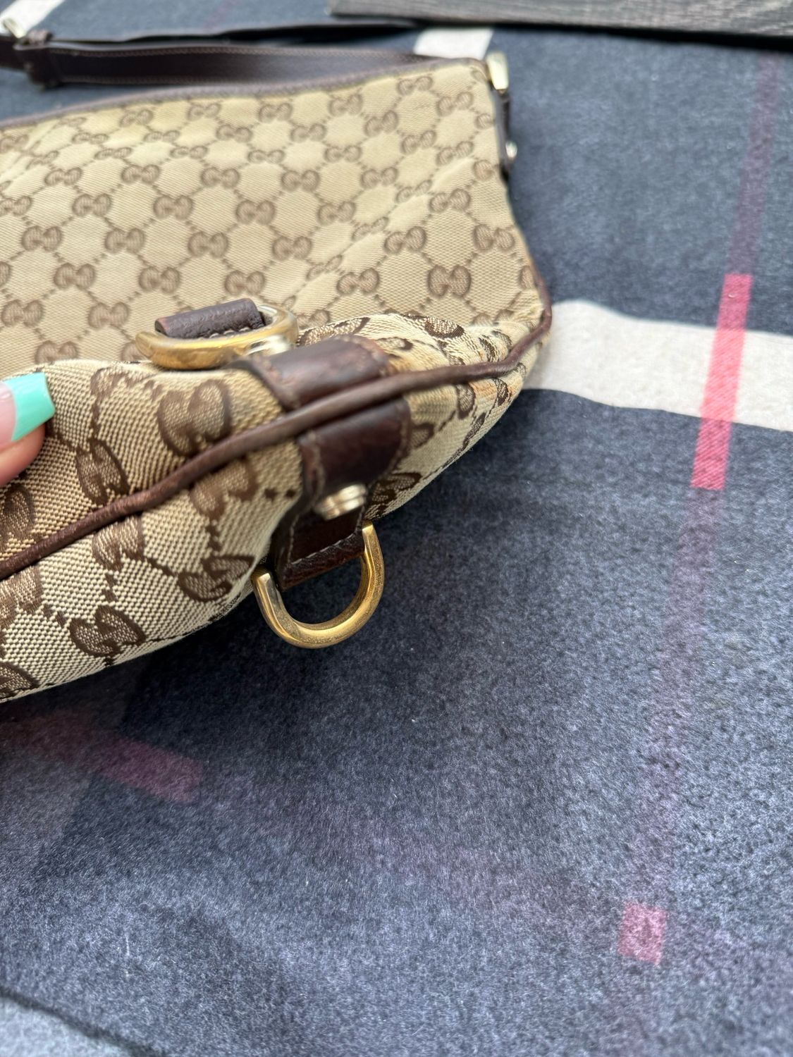 Gucci Messenger Abbey Crossbody Canvas Bag Zipper