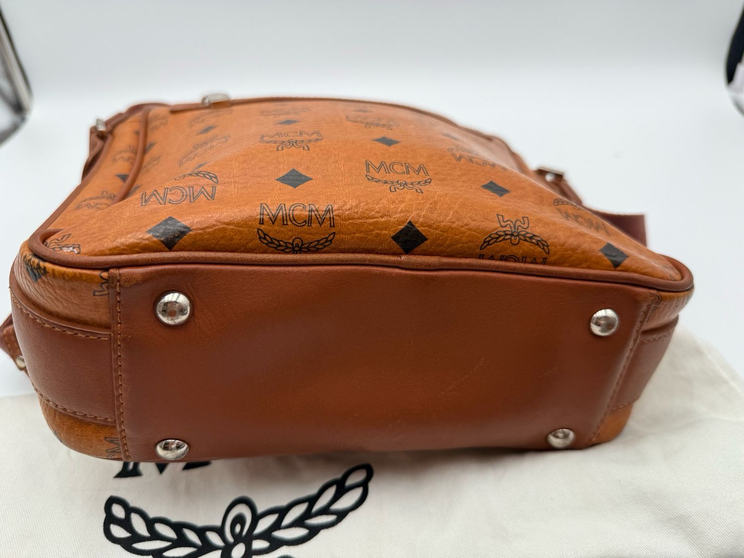 Mcm Visetos Cognac Camera Bag Messenger Crossbody Sling