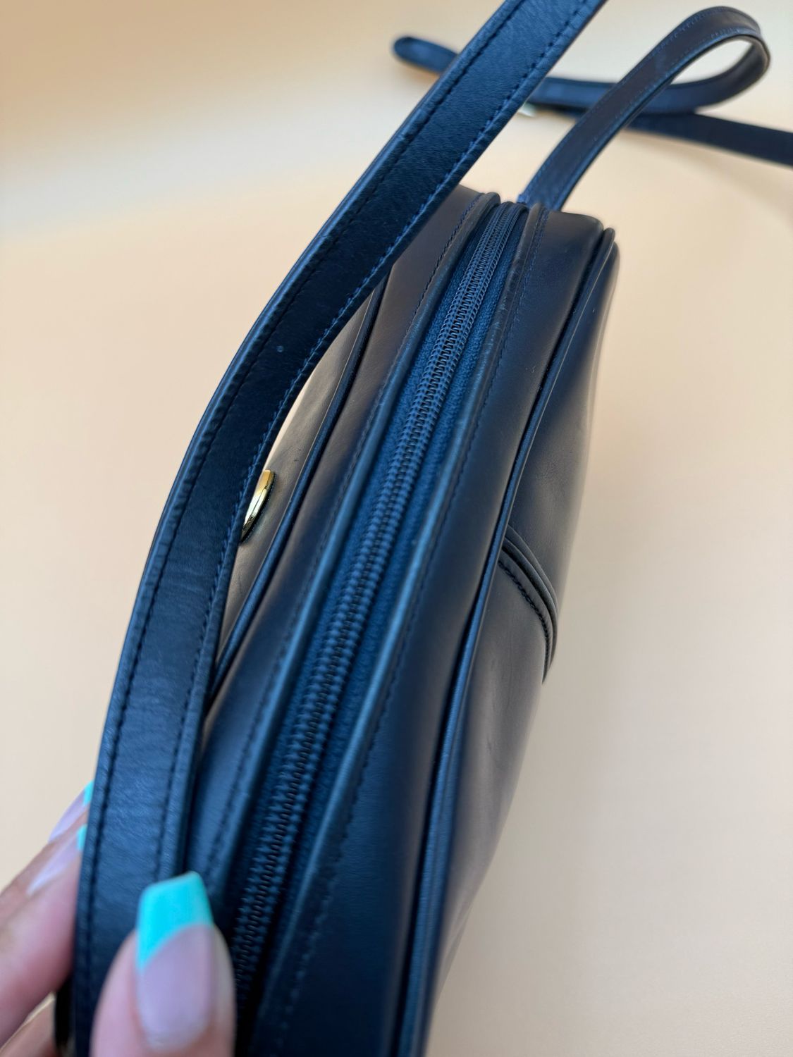 Gucci Vintage Camera Bag Crossbody Leather